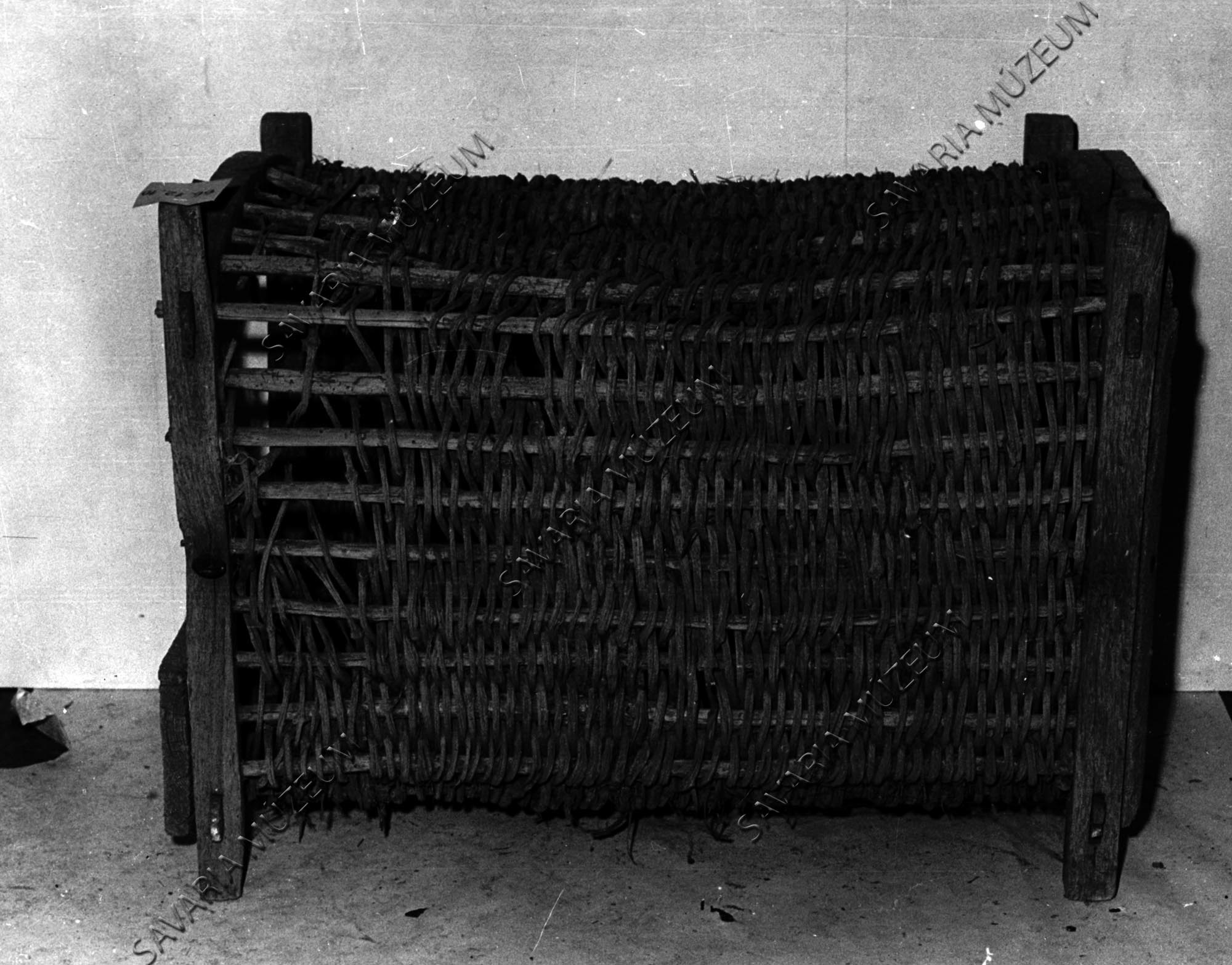 Hústartó lésza (Savaria Megyei Hatókörű Városi Múzeum, Szombathely CC BY-NC-SA)