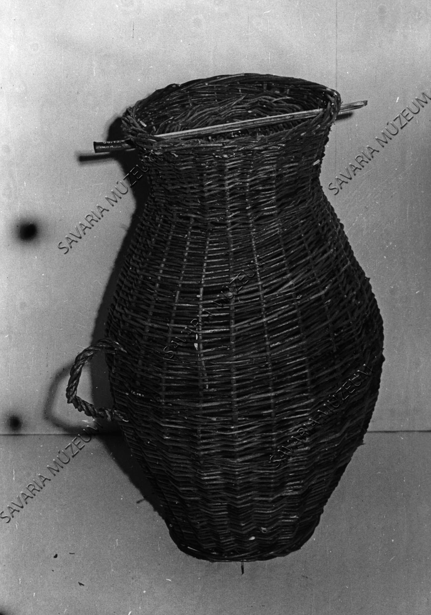 Haltartó (Savaria Megyei Hatókörű Városi Múzeum, Szombathely CC BY-NC-SA)