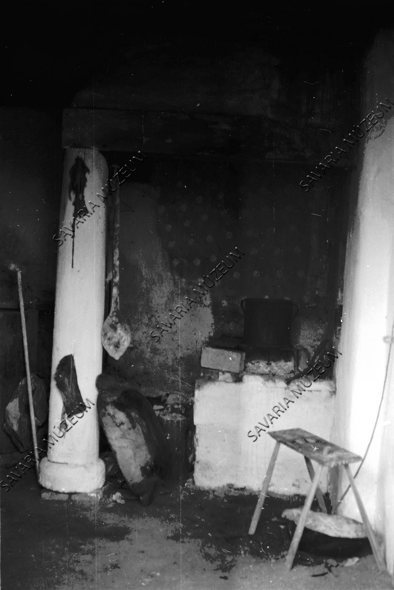 Tűzhely a présházban (Savaria Megyei Hatókörű Városi Múzeum, Szombathely CC BY-NC-SA)