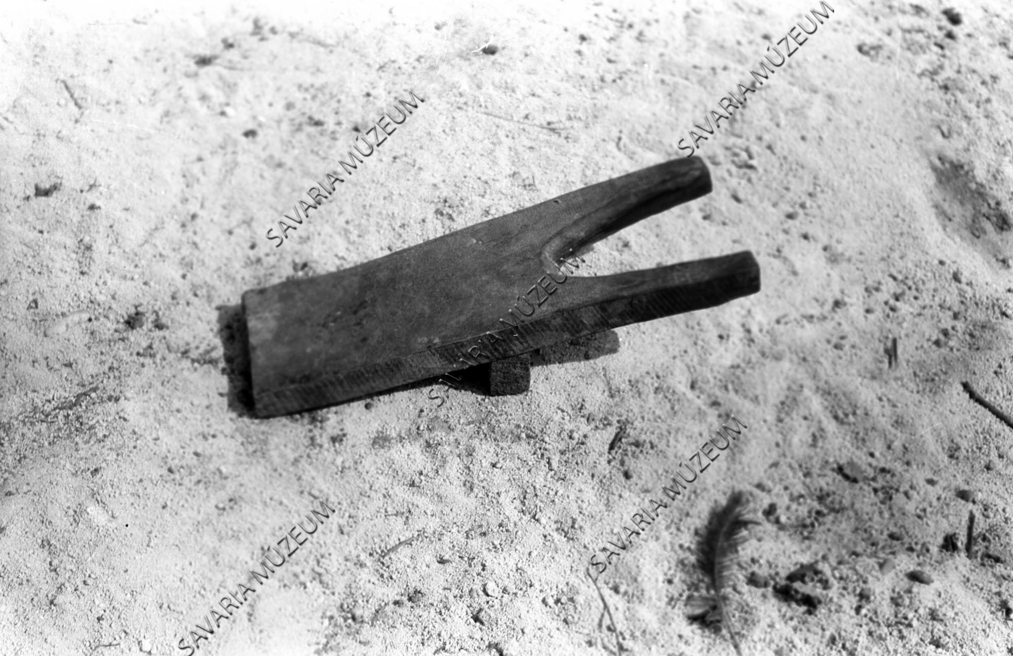 Csizmartő , " szóga " (Savaria Megyei Hatókörű Városi Múzeum, Szombathely CC BY-NC-SA)