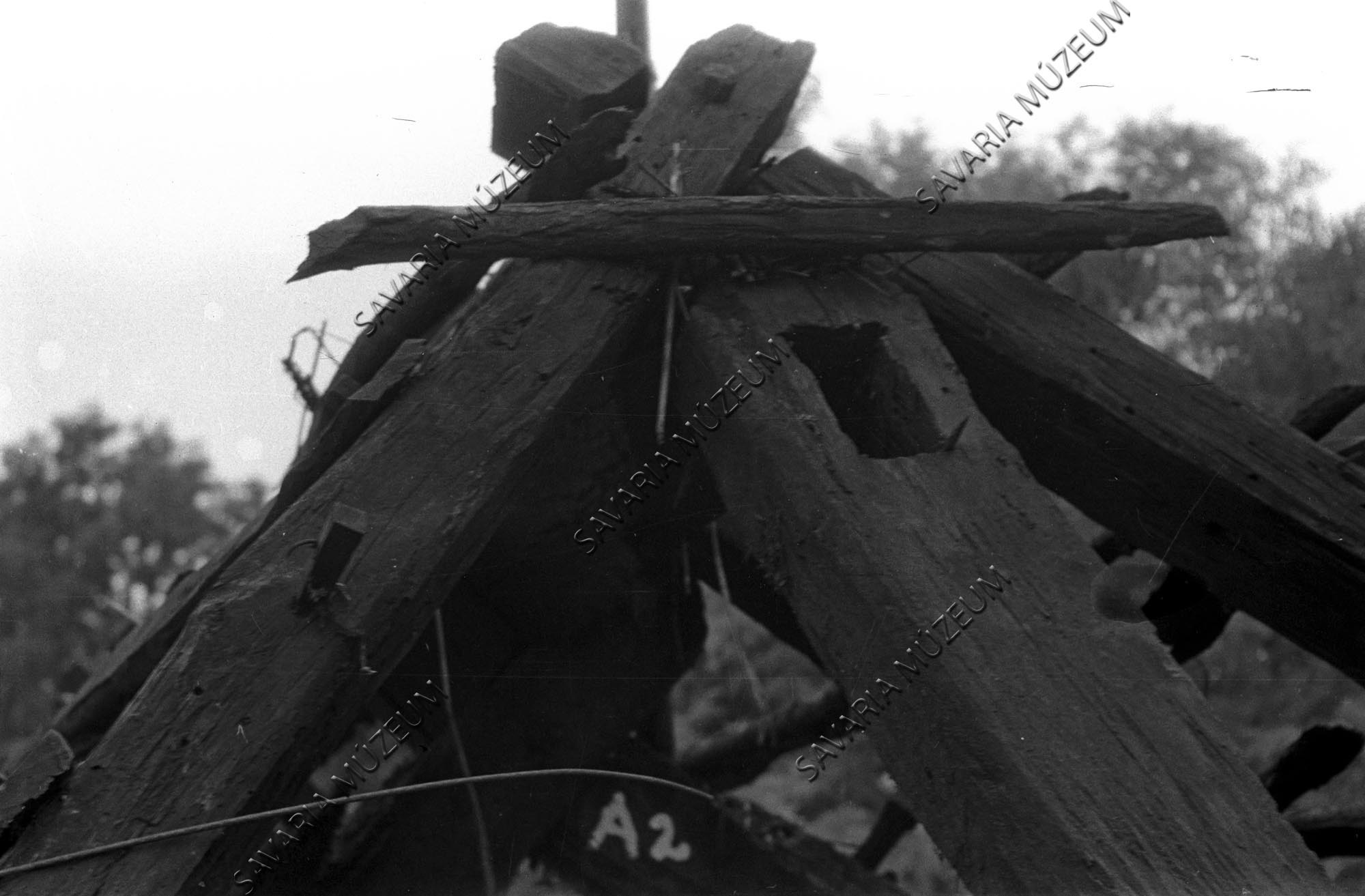 Oromgerendák és a szelemen csatlakozása (Savaria Megyei Hatókörű Városi Múzeum, Szombathely CC BY-NC-SA)