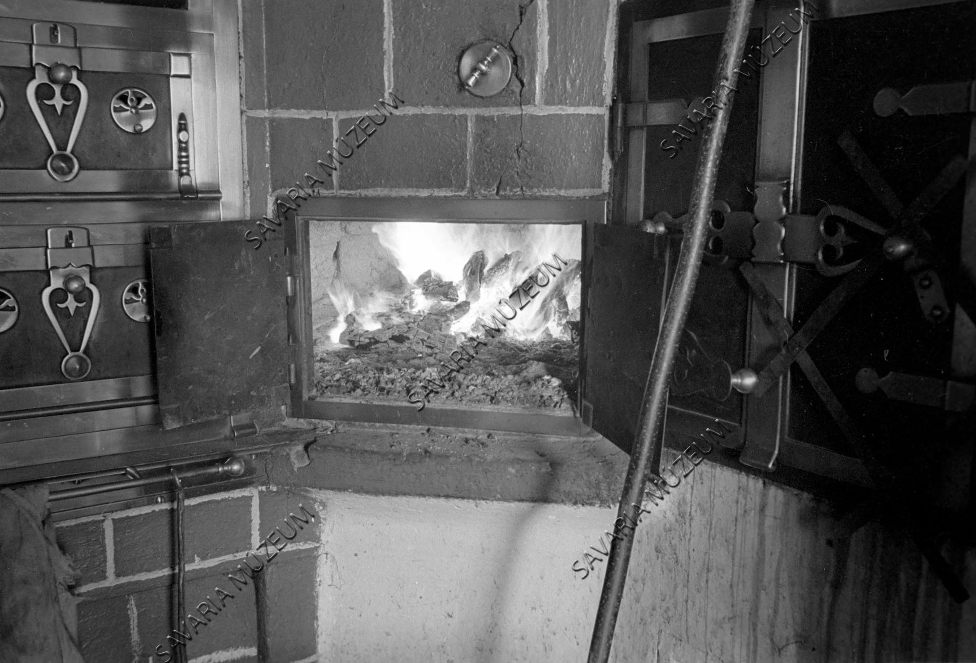 Tűz a kemencében (Savaria Megyei Hatókörű Városi Múzeum, Szombathely CC BY-NC-SA)