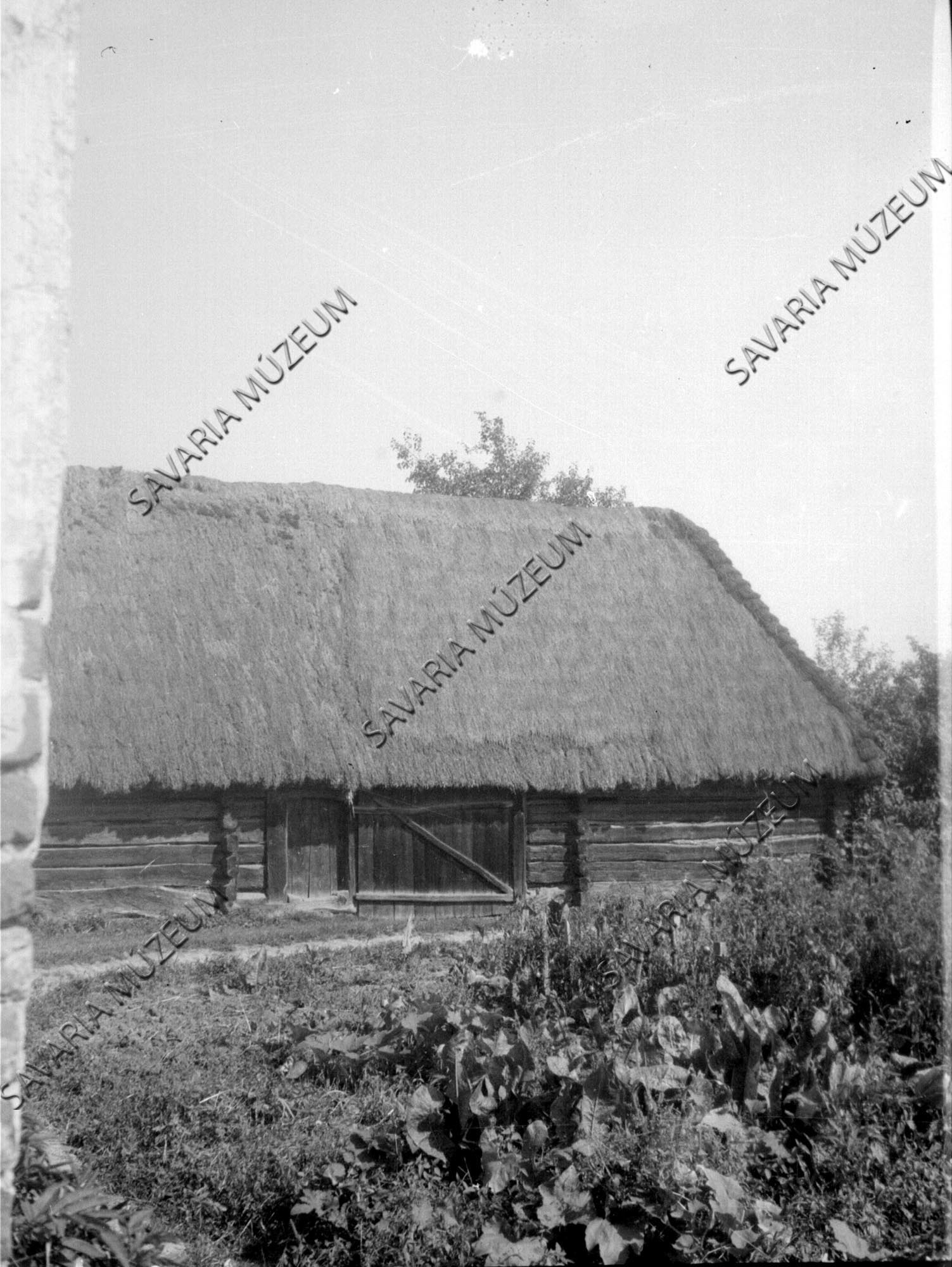 Régi pajtaépület hátulról (Savaria Megyei Hatókörű Városi Múzeum, Szombathely CC BY-NC-SA)