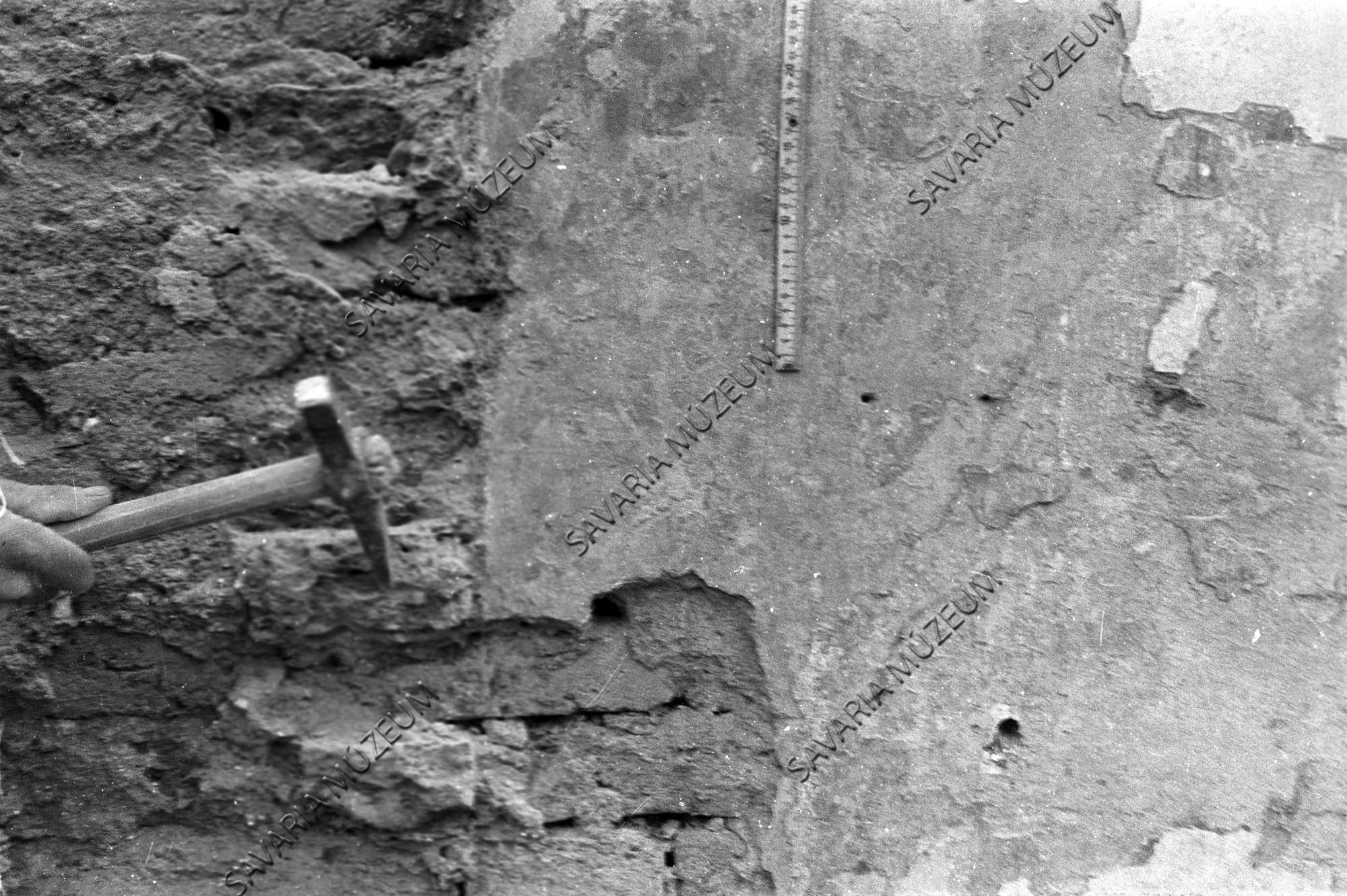 malom legényszobájának vakolata (Savaria Megyei Hatókörű Városi Múzeum, Szombathely CC BY-NC-SA)