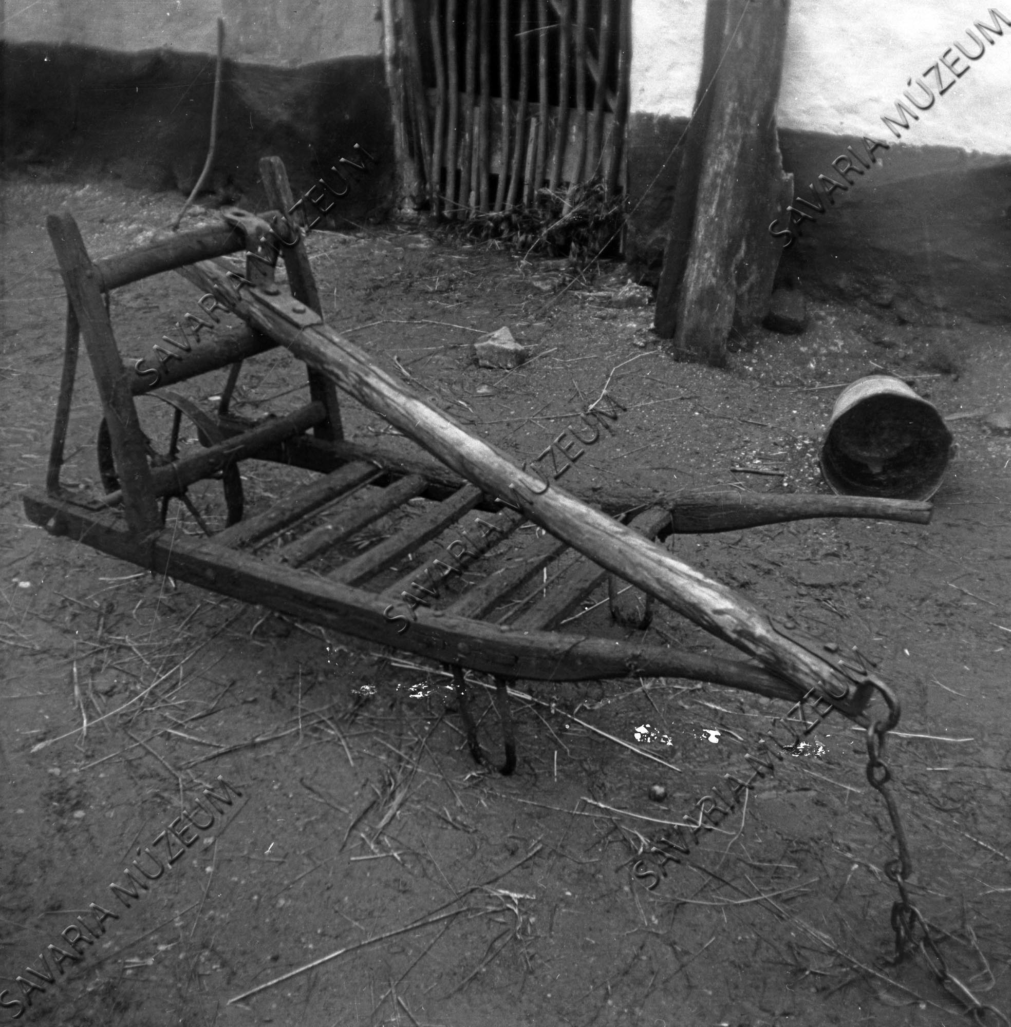 bakszekér és tézsla (Savaria Megyei Hatókörű Városi Múzeum, Szombathely CC BY-NC-SA)