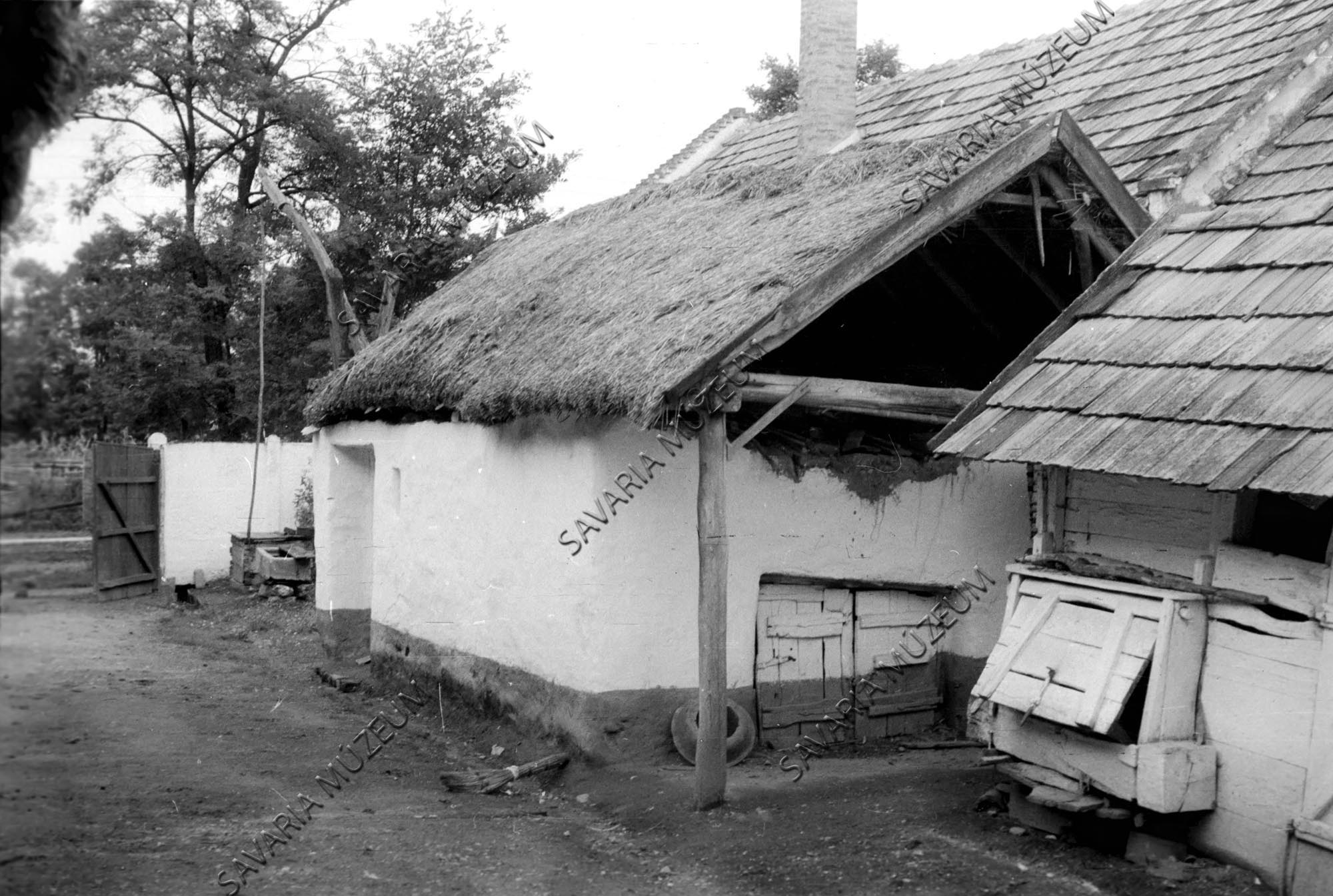 Gazdasági épület és kútrészlet (Savaria Megyei Hatókörű Városi Múzeum, Szombathely CC BY-NC-SA)
