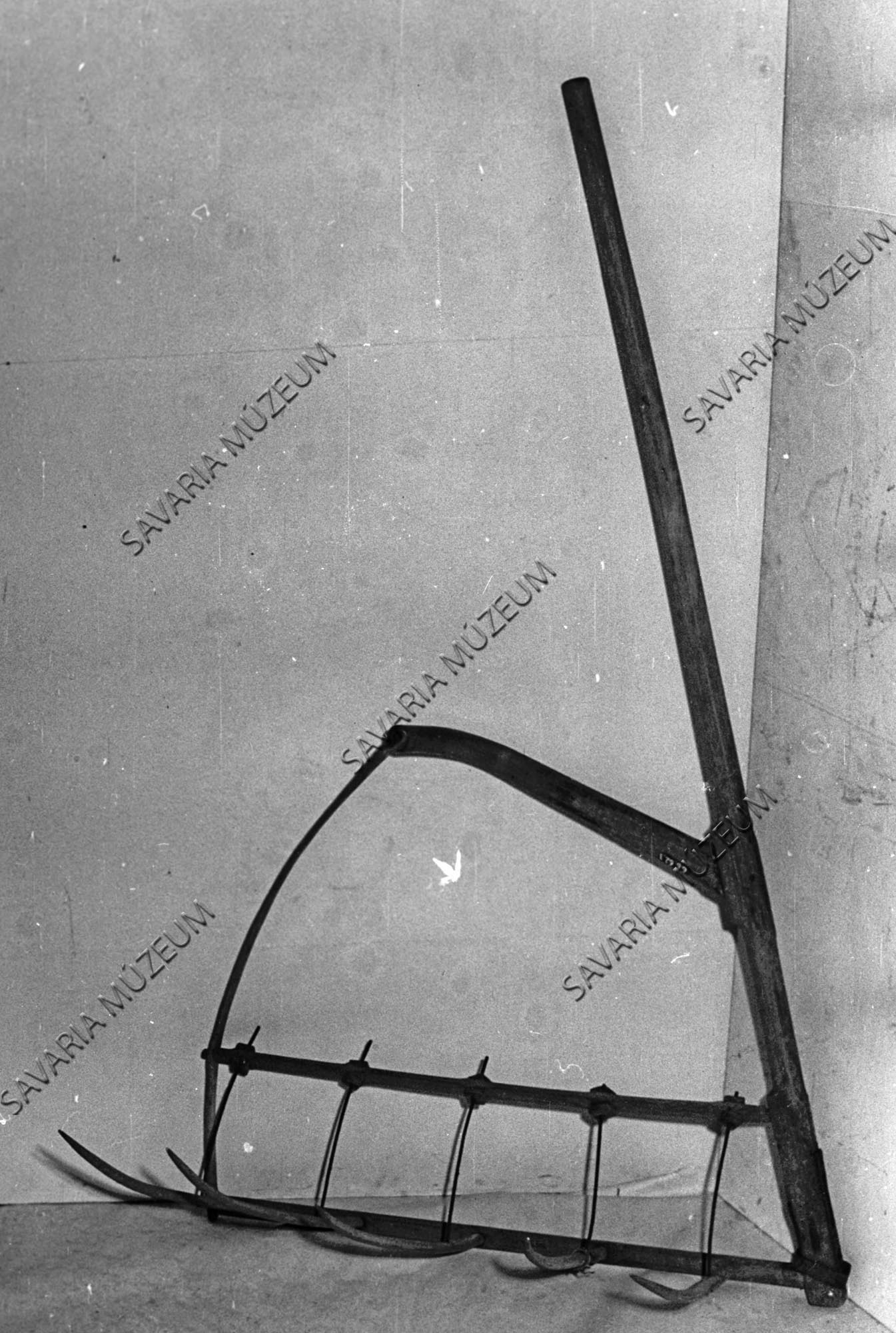 Kaszanyél; takaróval (Savaria Megyei Hatókörű Városi Múzeum, Szombathely CC BY-NC-SA)