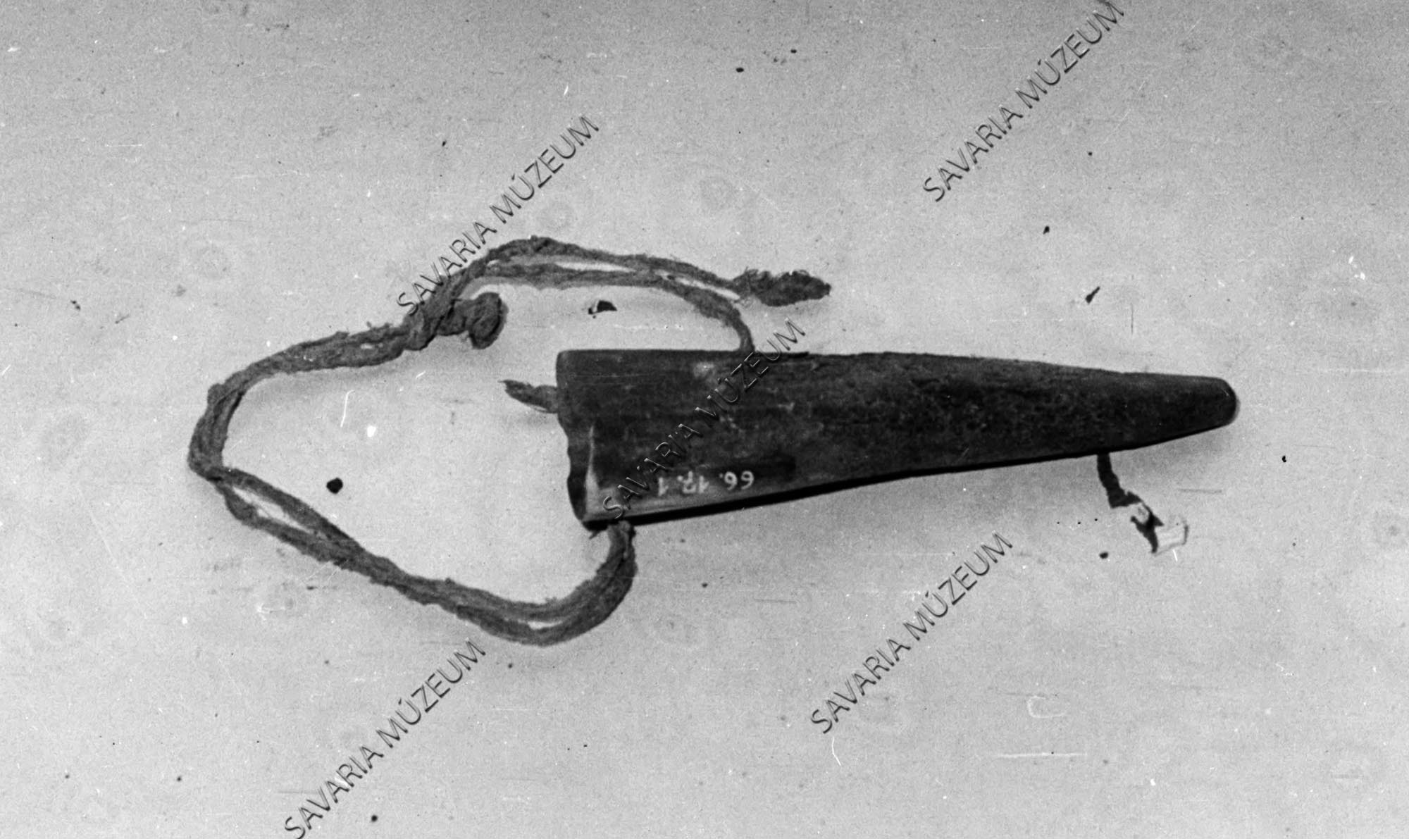 Kaszakőtartó; "tabalác" (Savaria Megyei Hatókörű Városi Múzeum, Szombathely CC BY-NC-SA)