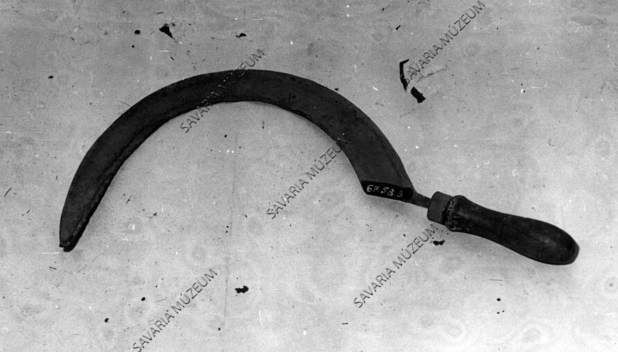 Sarló; "soró" (Savaria Megyei Hatókörű Városi Múzeum, Szombathely CC BY-NC-SA)