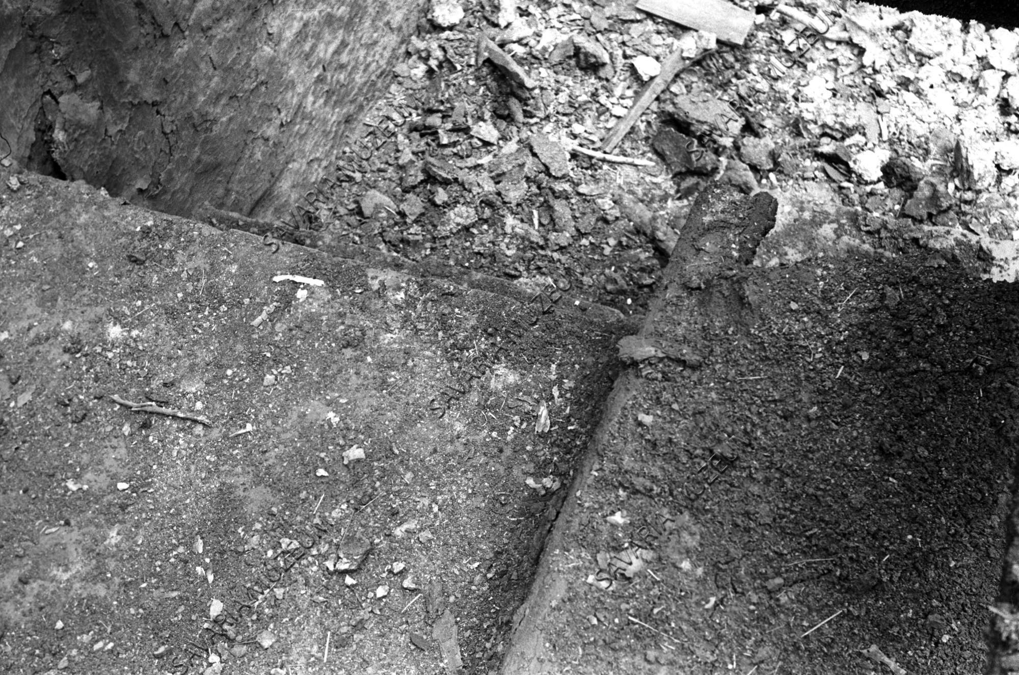 Kemence és szikrafogója felülről (Savaria Megyei Hatókörű Városi Múzeum, Szombathely CC BY-NC-SA)
