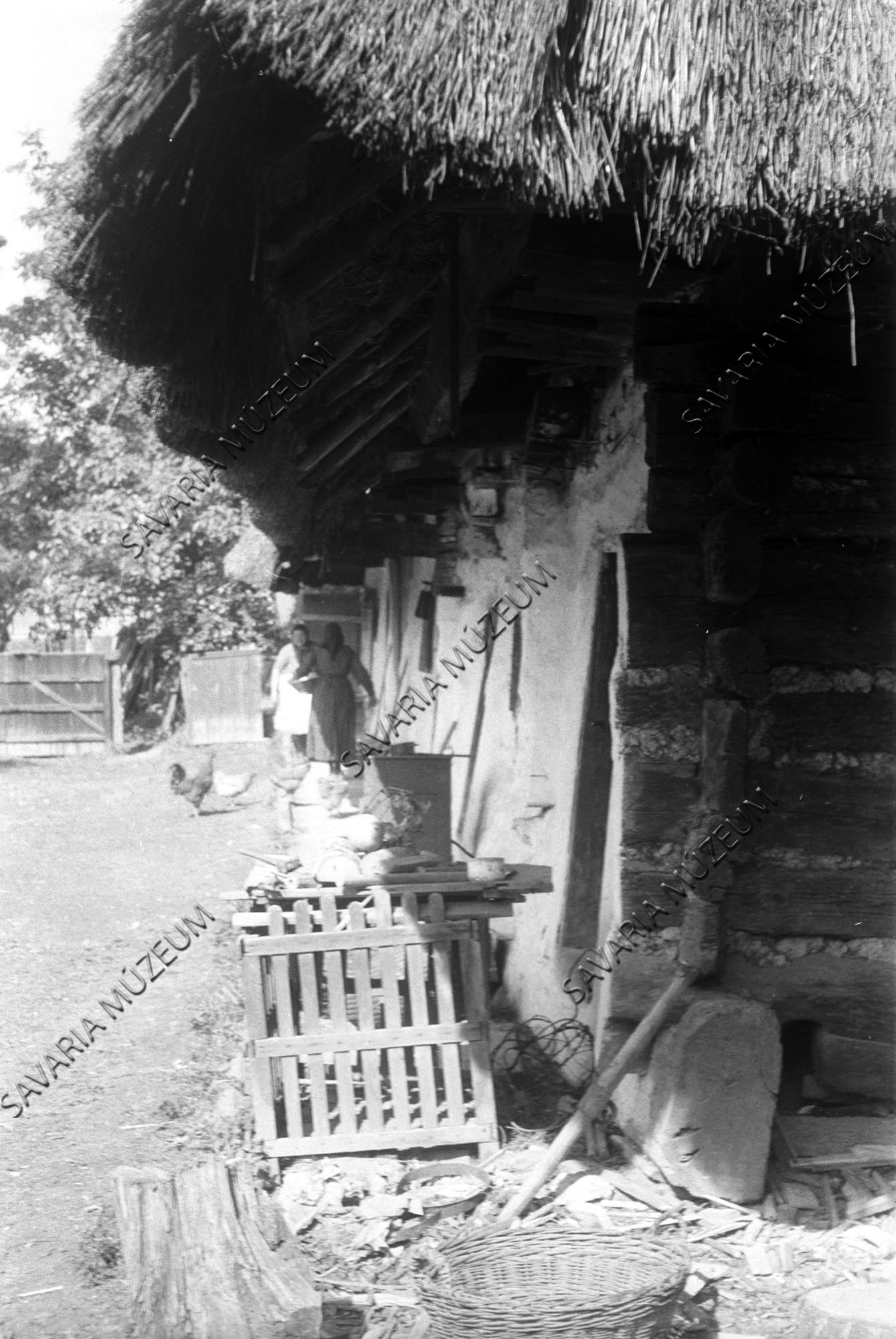 ház udvar felől; tornác (Savaria Megyei Hatókörű Városi Múzeum, Szombathely CC BY-NC-SA)