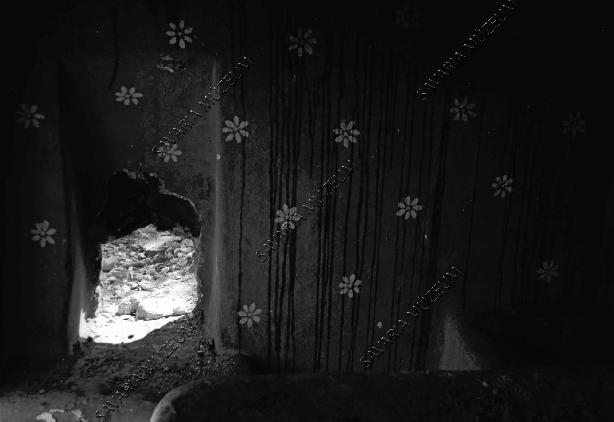 Katlan és a szobai szemeskályha szájnyílása (Savaria Megyei Hatókörű Városi Múzeum, Szombathely CC BY-NC-SA)
