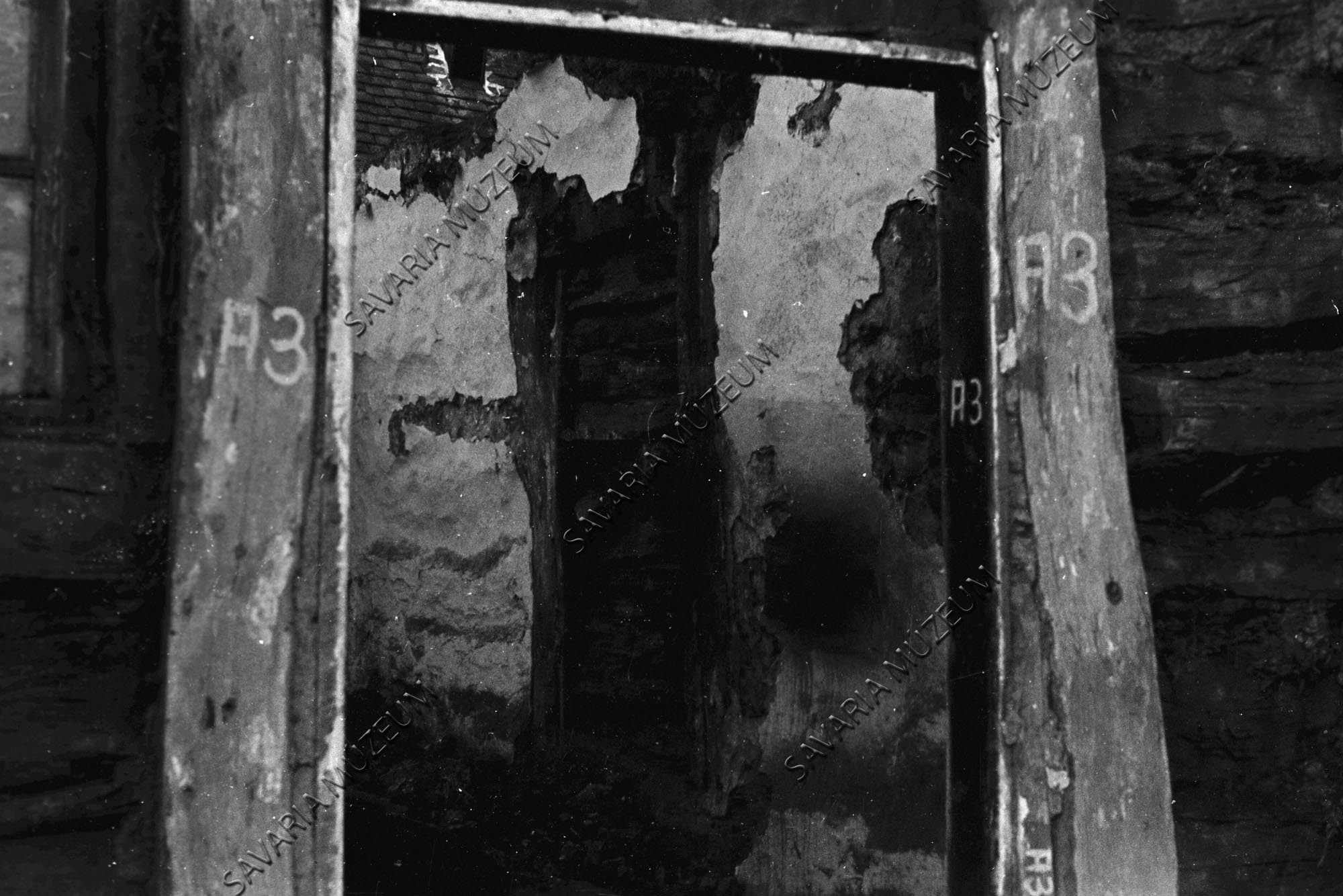 Hátulsó szoba bejárata (Savaria Megyei Hatókörű Városi Múzeum, Szombathely CC BY-NC-SA)