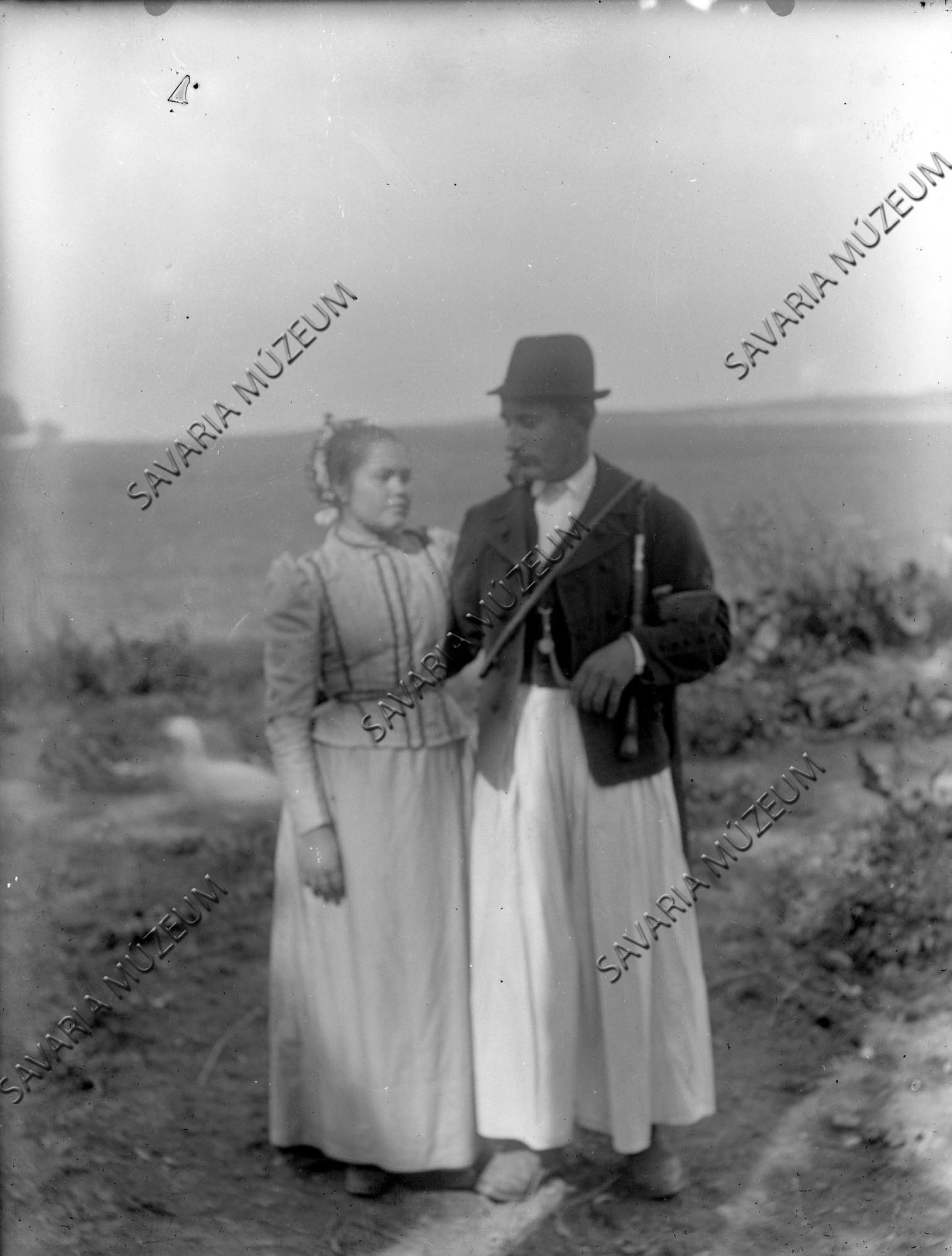 Fiatal falusi pár (Savaria Megyei Hatókörű Városi Múzeum, Szombathely CC BY-NC-SA)