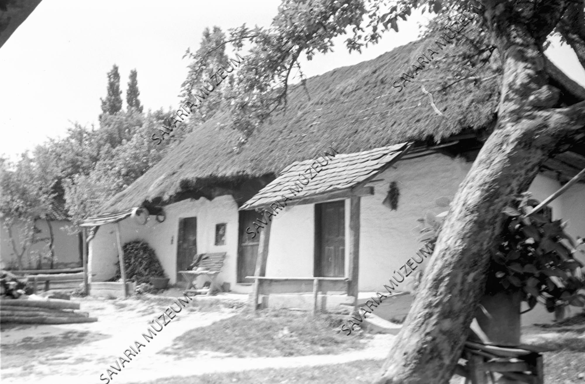 özv. Cseke Jánosné háza (Savaria Megyei Hatókörű Városi Múzeum, Szombathely CC BY-NC-SA)