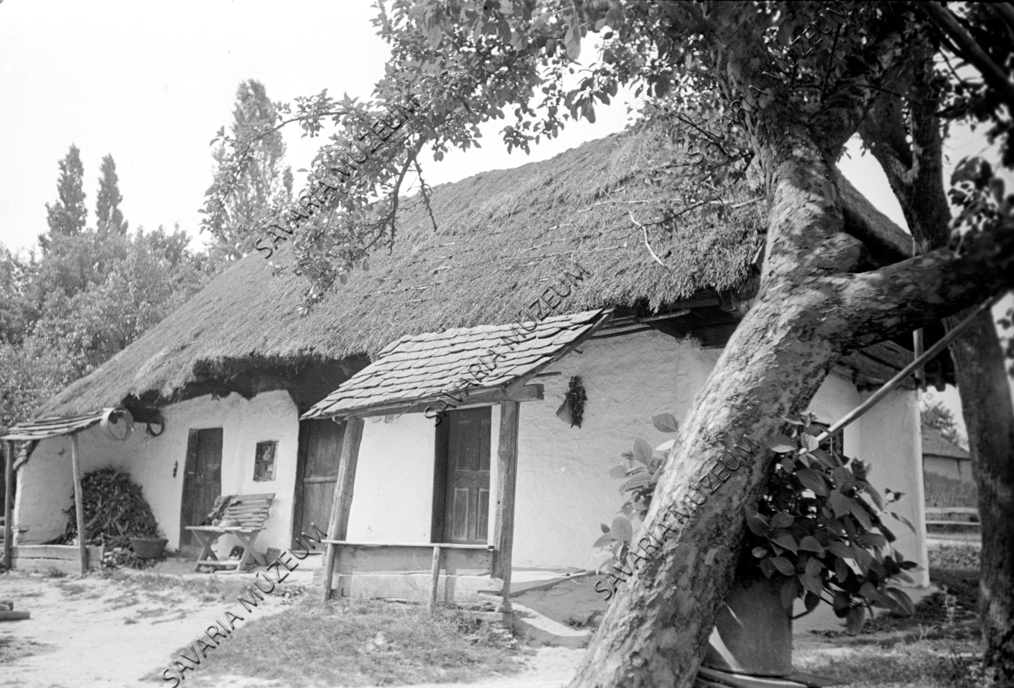 özv. Cseke Jánosné háza (Savaria Megyei Hatókörű Városi Múzeum, Szombathely CC BY-NC-SA)