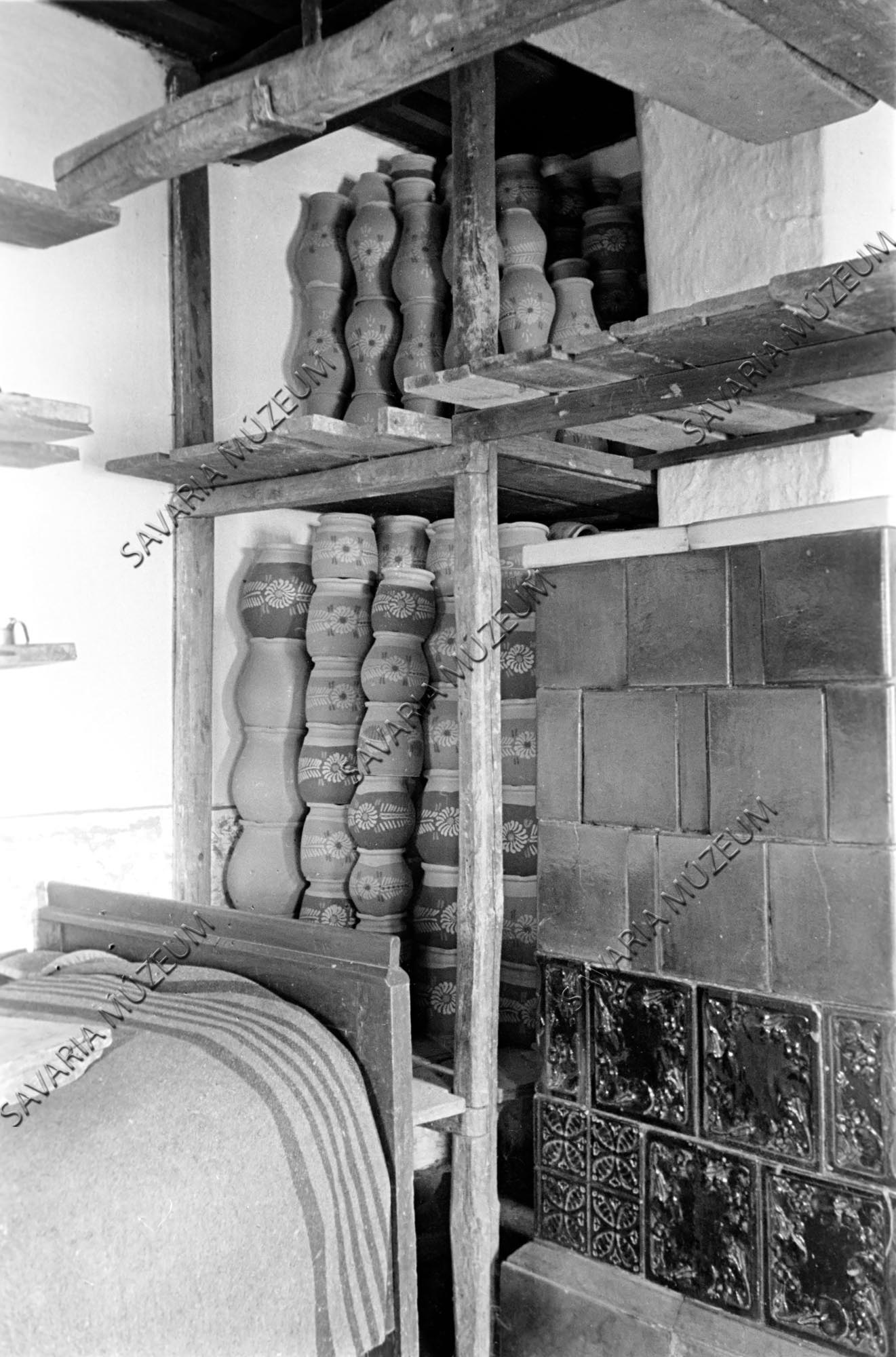 Szárítás, műhelyrészlet (kályha) (Savaria Megyei Hatókörű Városi Múzeum, Szombathely CC BY-NC-SA)