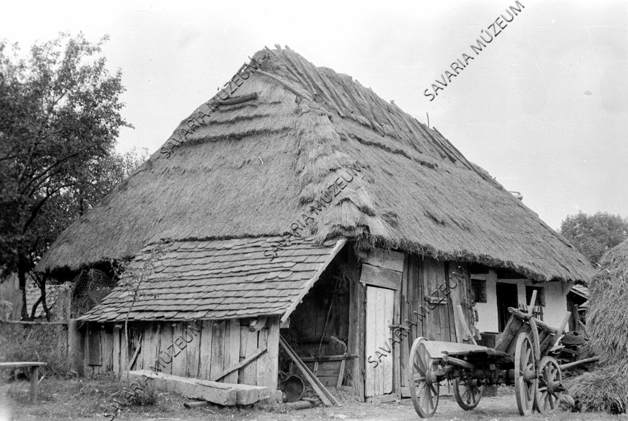 Ház és szekér (Savaria Megyei Hatókörű Városi Múzeum, Szombathely CC BY-NC-SA)