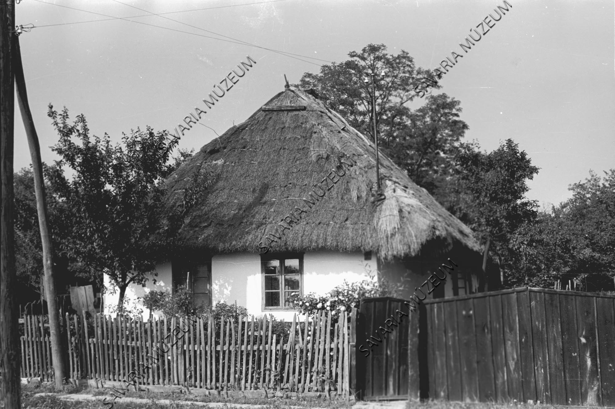 Ház (Savaria Megyei Hatókörű Városi Múzeum, Szombathely CC BY-NC-SA)