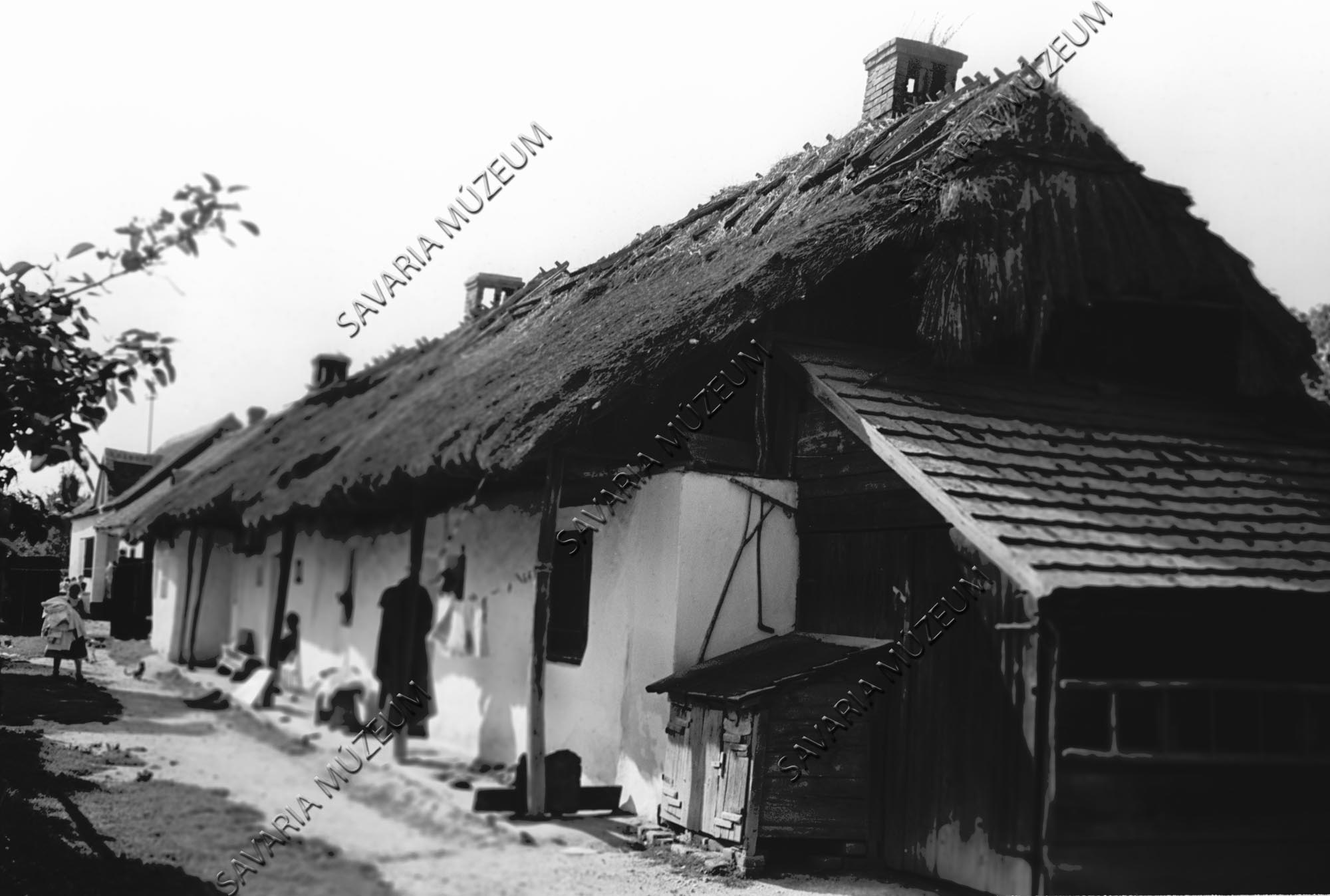 Házak az udvarban (Savaria Megyei Hatókörű Városi Múzeum, Szombathely CC BY-NC-SA)