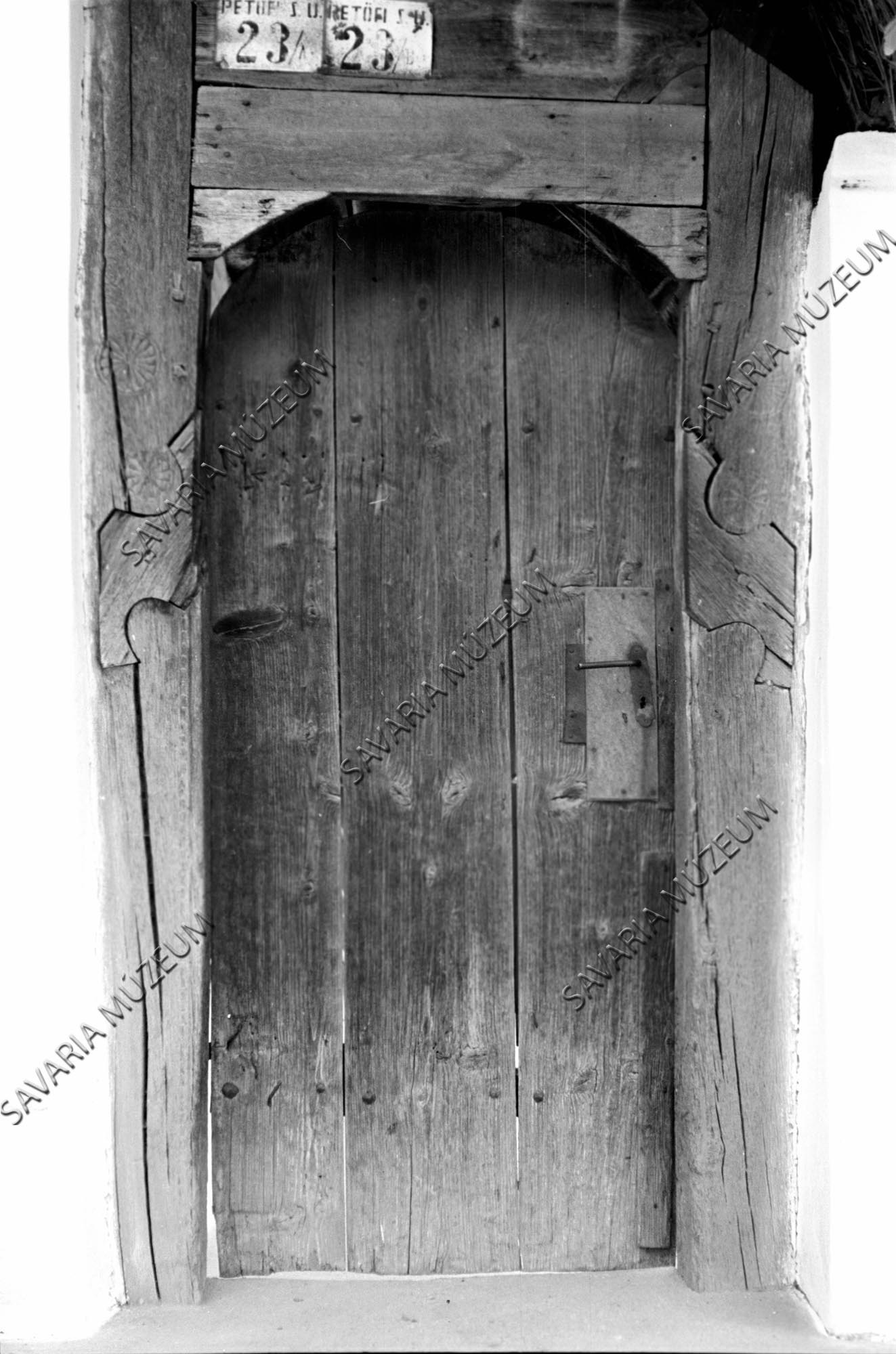 Faragott kiskapu (Savaria Megyei Hatókörű Városi Múzeum, Szombathely CC BY-NC-SA)