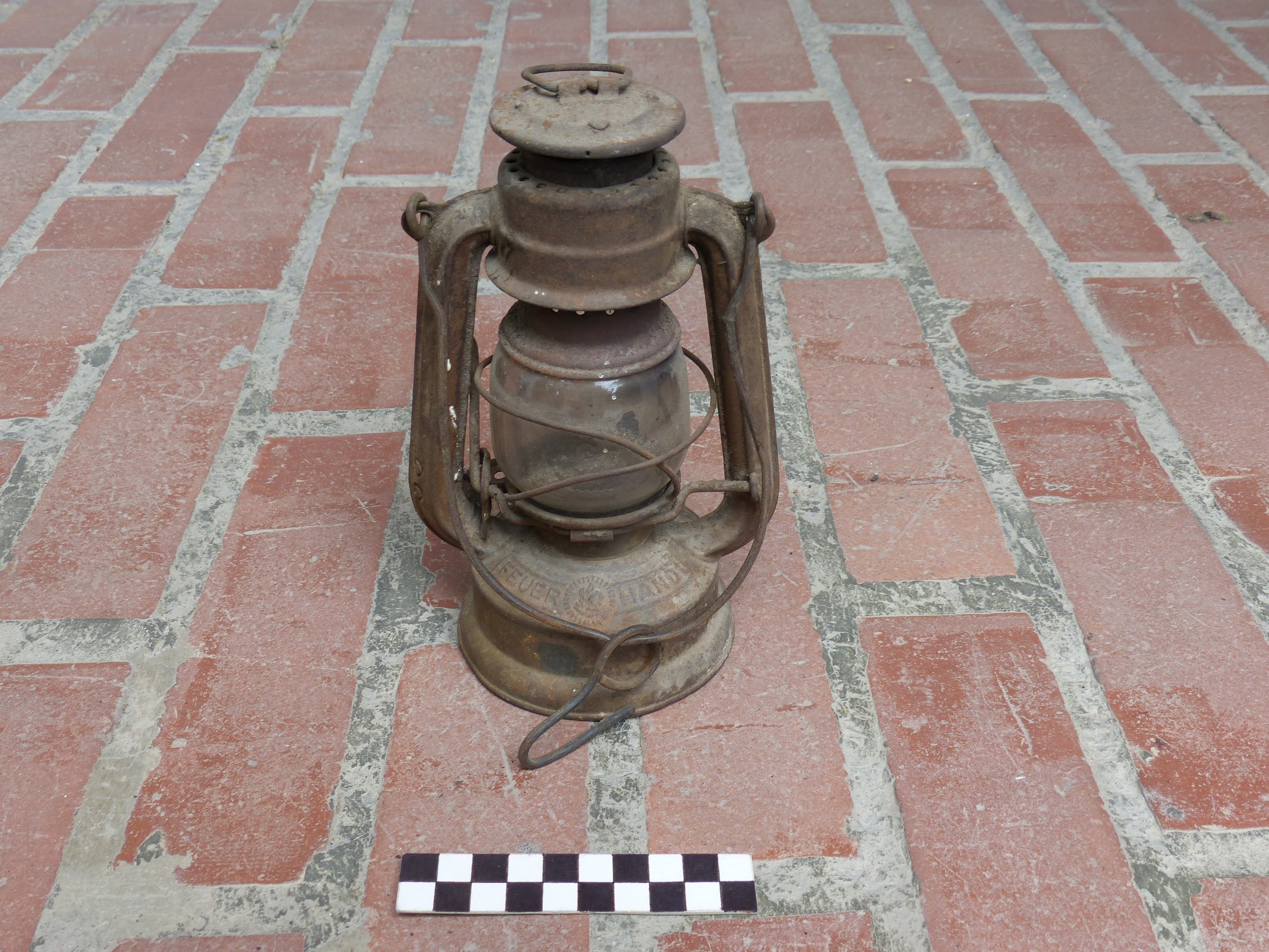 Petróleumlámpa (Tapolcai Városi Múzeum CC BY-NC-SA)