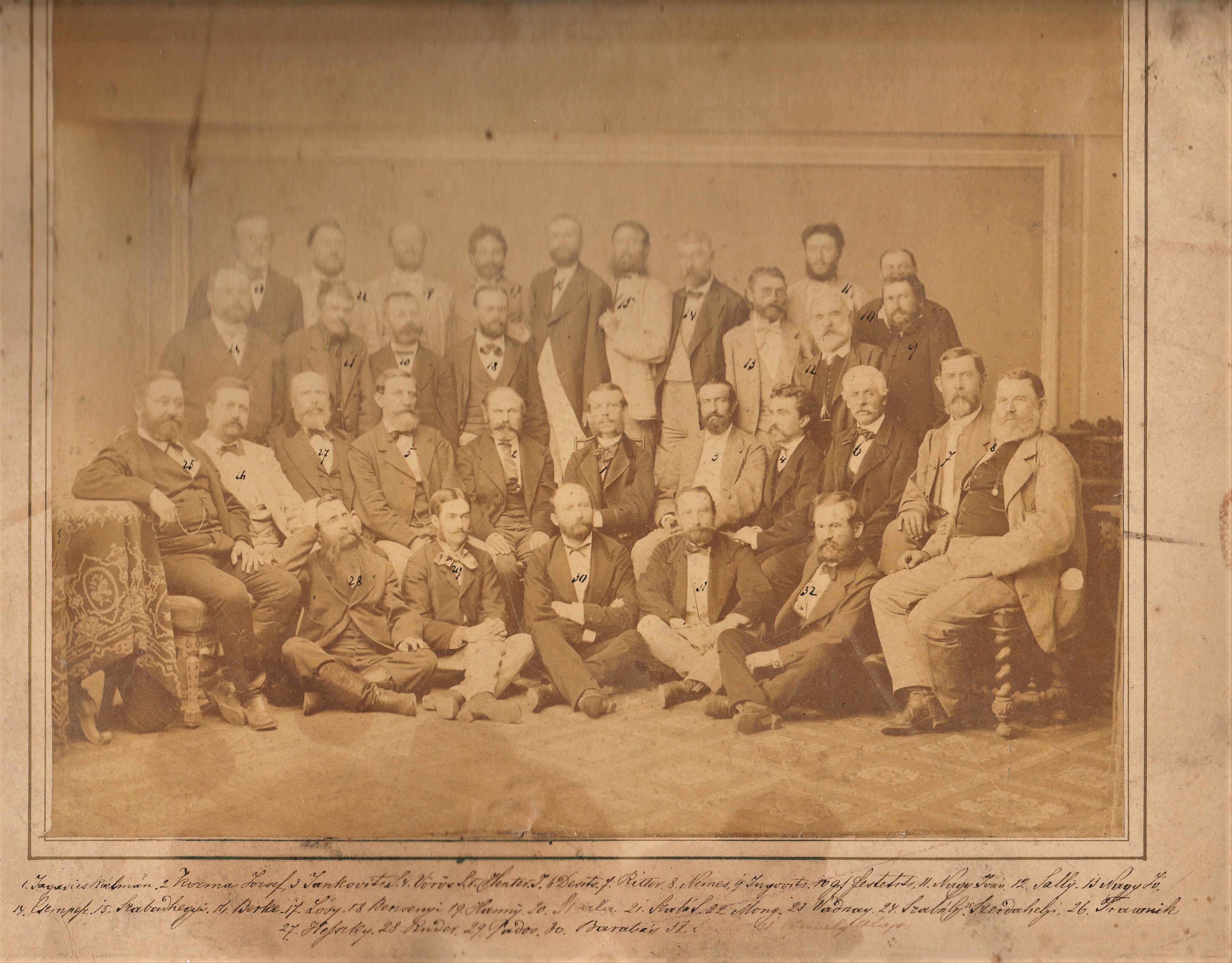 A keszthelyi felsőbb gazdasági iskola oktatóiról készült fénykép (Tapolcai Városi Múzeum CC BY-NC-SA)