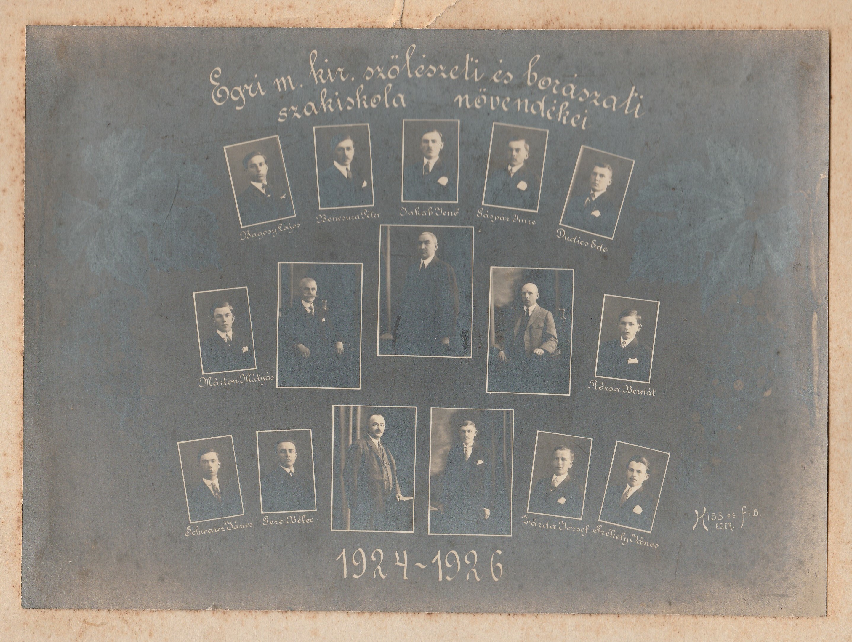 Az egri szőlészeti és borászati szakiskola tablóképe 1924-1926 (Tapolcai Városi Múzeum CC BY-NC-SA)