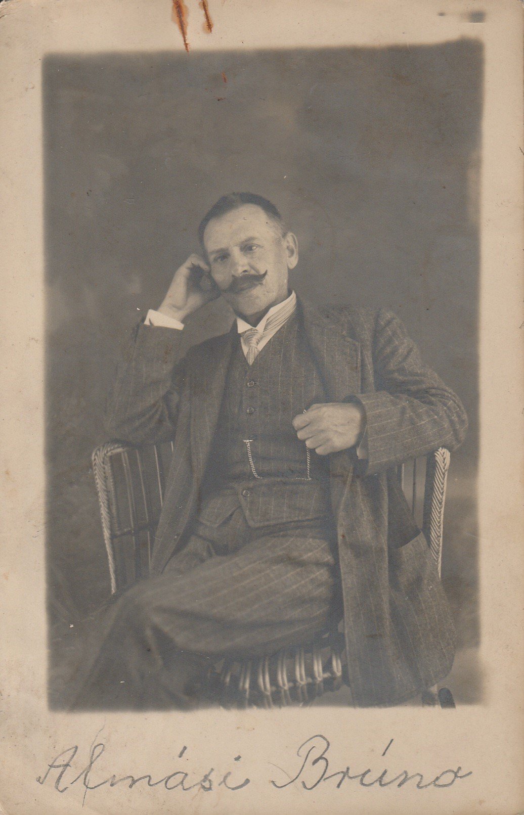 Almási (Alman) Brúnó tanító fényképe 1914 (Tapolcai Városi Múzeum CC BY-NC-SA)