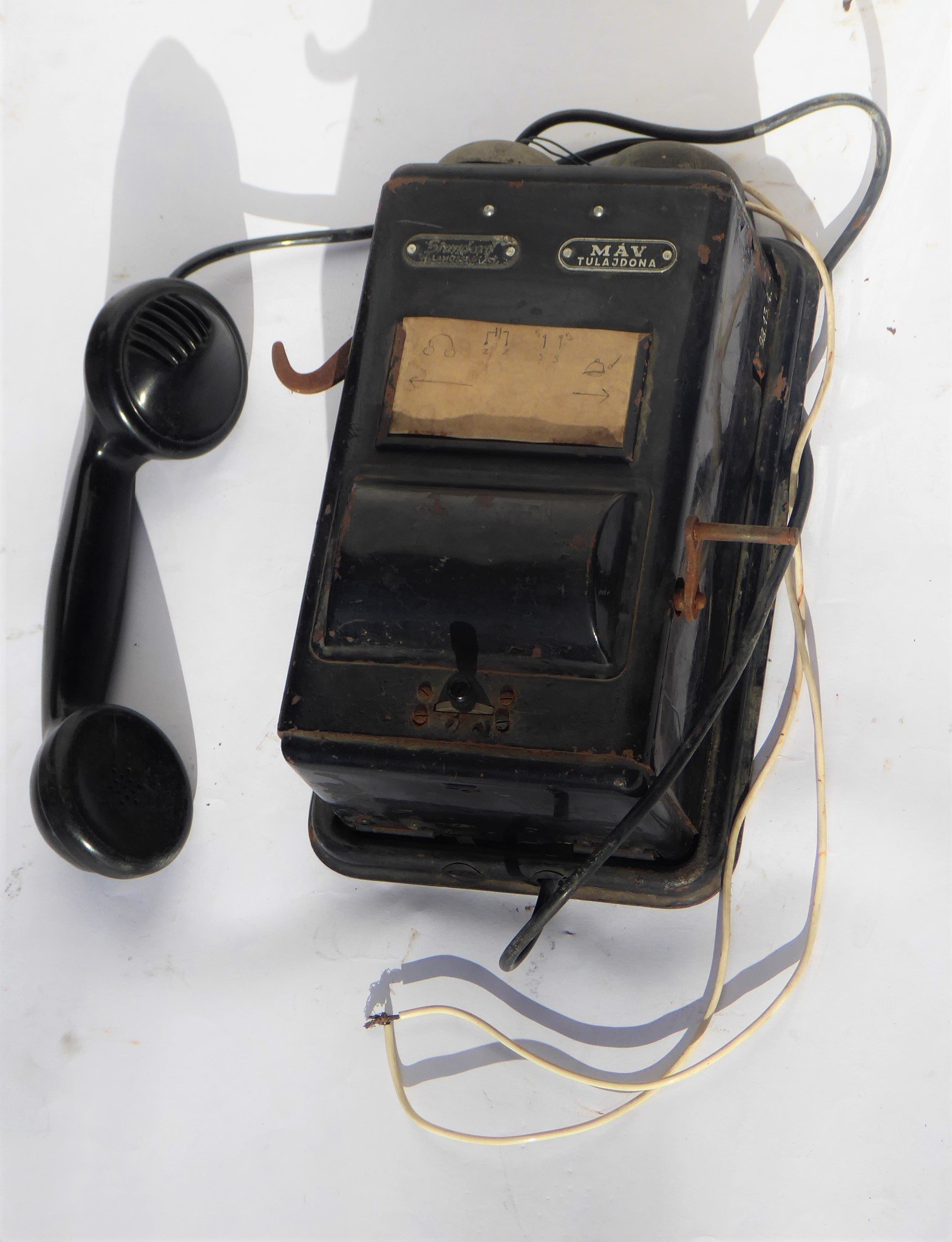 A MÁV-nál használt telefonkészülék (Tapolcai Városi Múzeum CC BY-NC-SA)