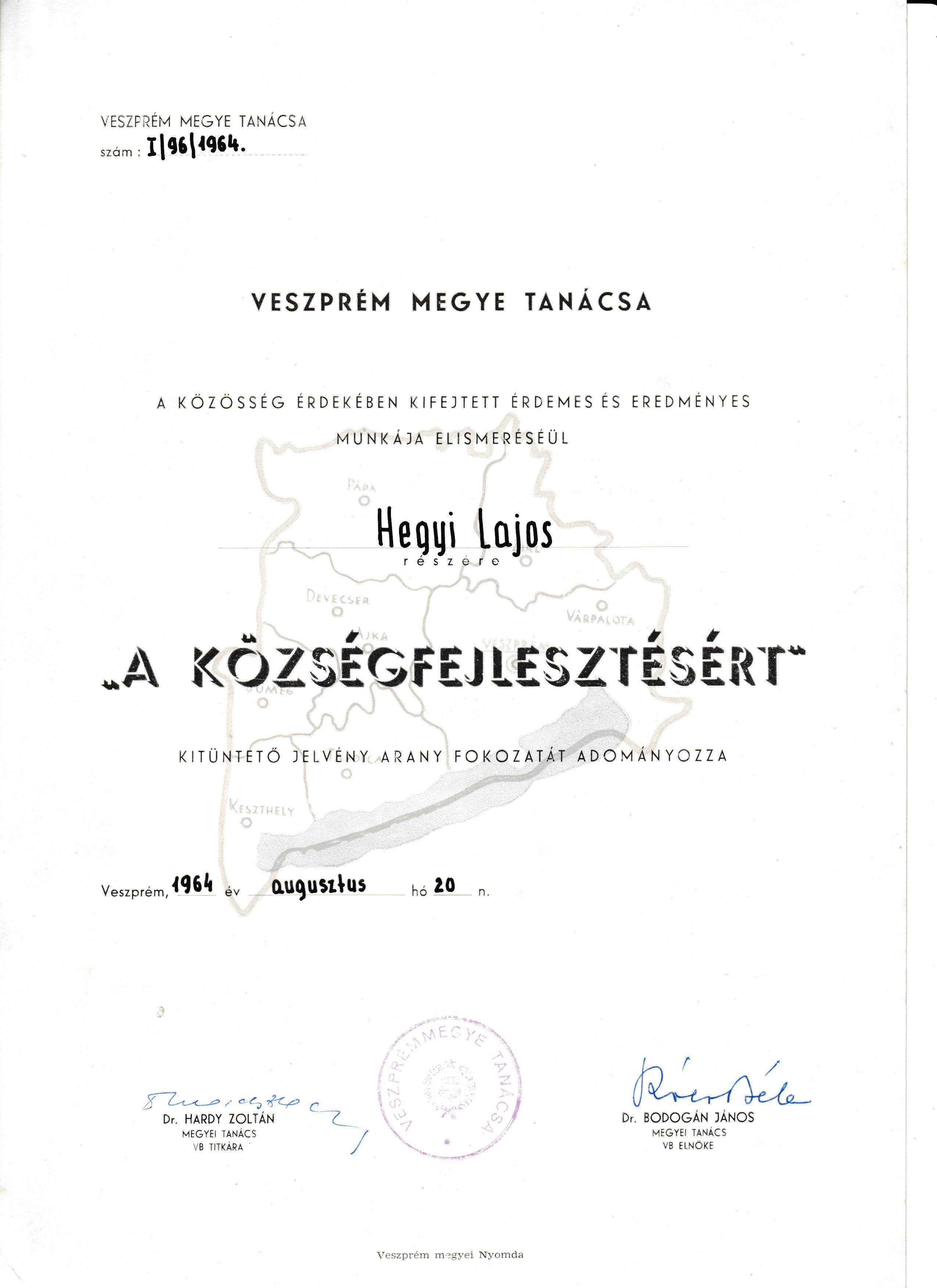 Községfejlesztésért kitüntetés adományozó oklevele (Tapolcai Városi Múzeum CC BY-NC-SA)