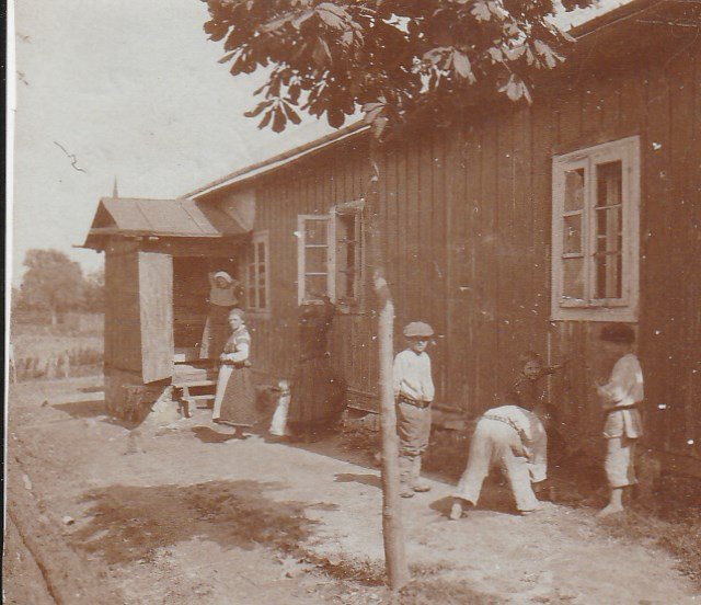 Jómódó "orosz" paraszt házának fényképe (Tapolcai Városi Múzeum CC BY-NC-SA)