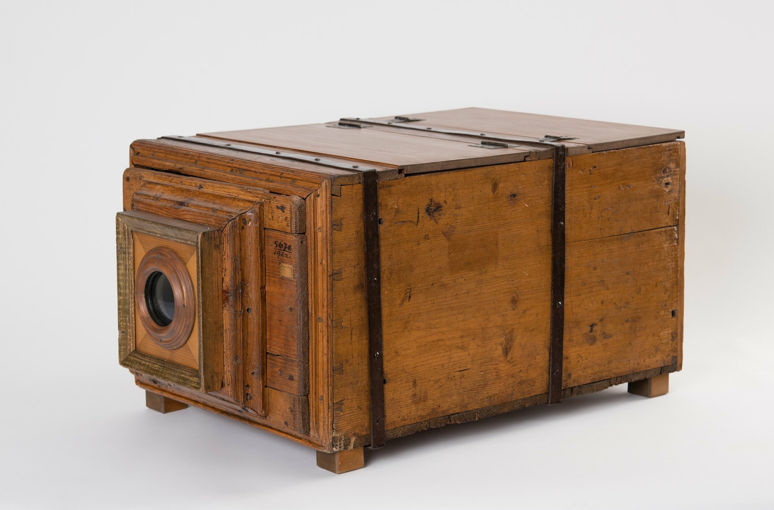 Kukucskáló doboz (Laczkó Dezső Múzeum CC BY-NC-SA)