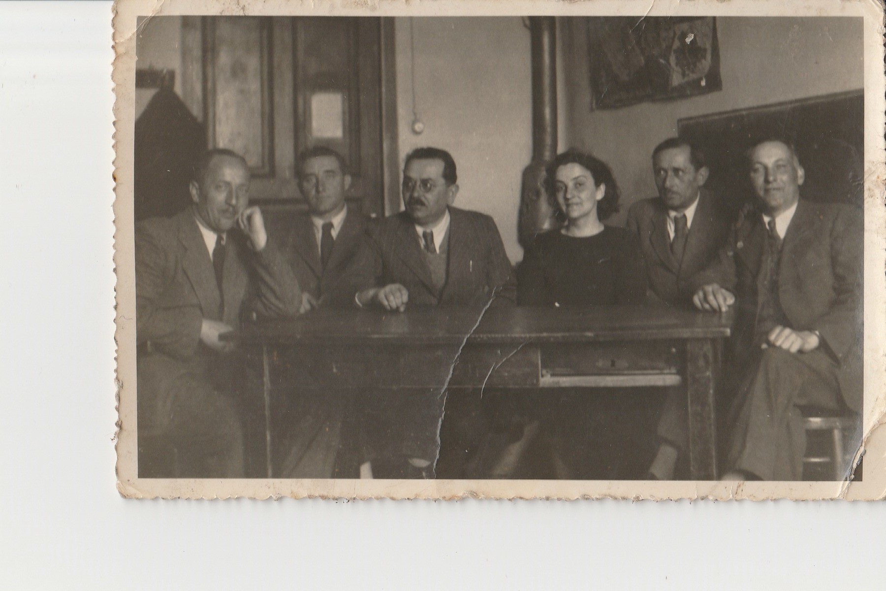 Fénykép a tapolcai általános iskola alsós tanítóiról 1950 (Tapolcai Városi Múzeum CC BY-NC-SA)