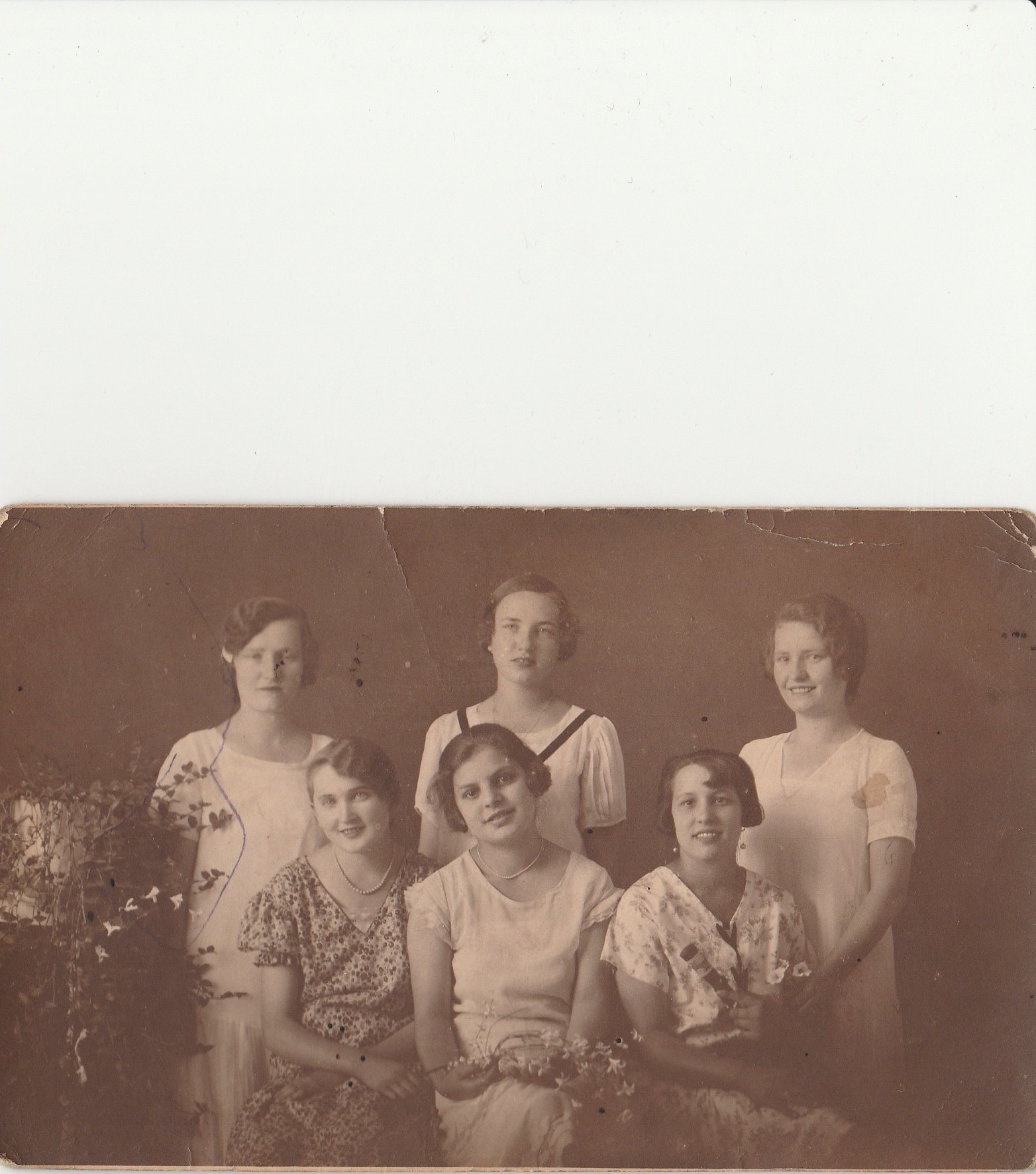 Születésnapi csoportkép (Tapolcai Városi Múzeum CC BY-NC-SA)
