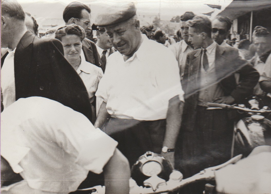Kossa István látogatása Tapolcán 1959 (Tapolcai Városi Múzeum CC BY-NC-SA)