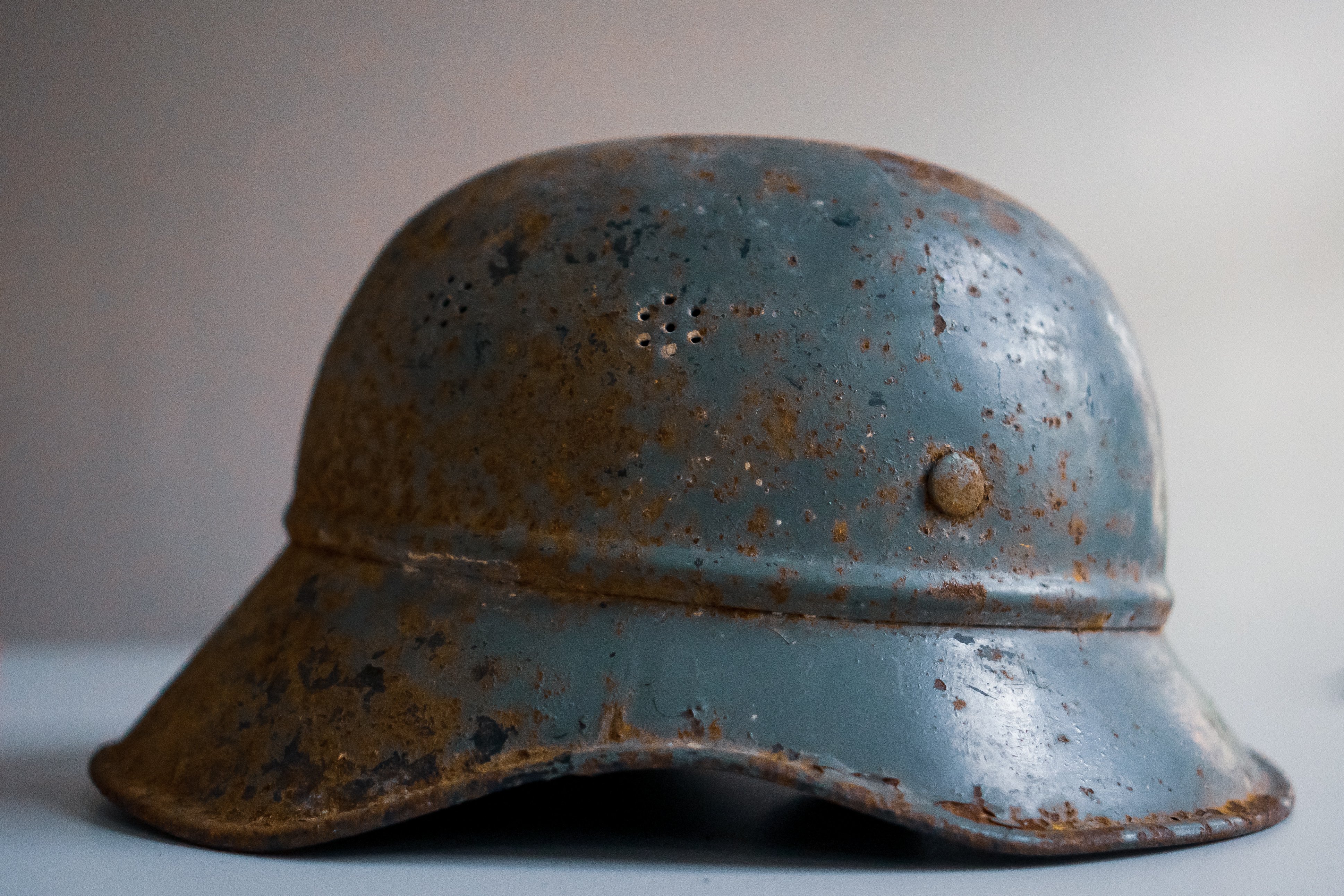 Luftschutz Helm M38 (Gladiator) (Kulturquartier Mecklenburg-Strelitz gGmbH CC BY-NC-SA)