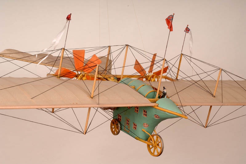 Modell Flugversuch Henson (Otto-Lilienthal-Museum CC BY-NC-SA)
