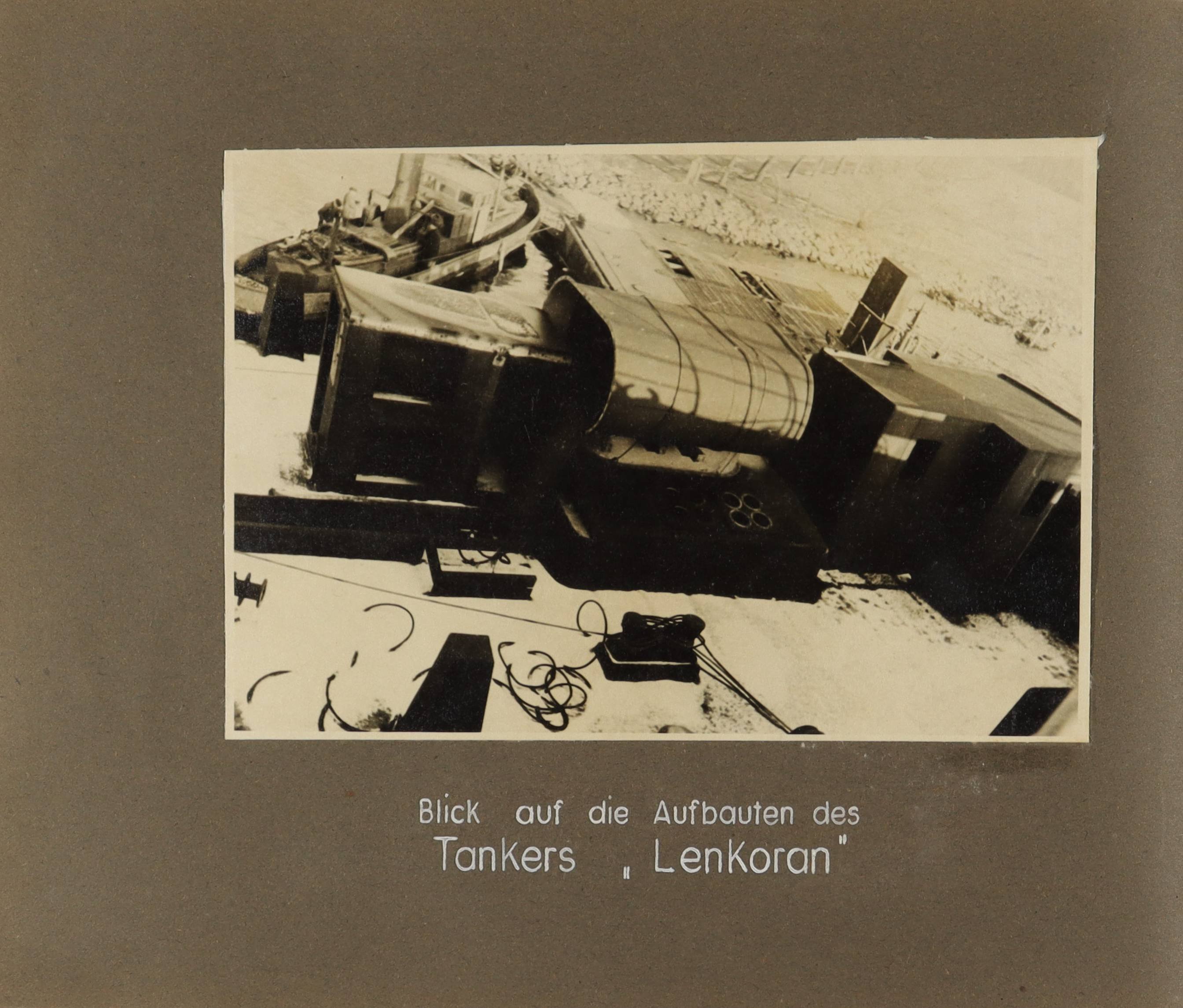 Blick auf die Aufbauten des Tankers "Lenkoran" (Schiffbau- und Schiffahrtsmuseum Rostock RR-F)