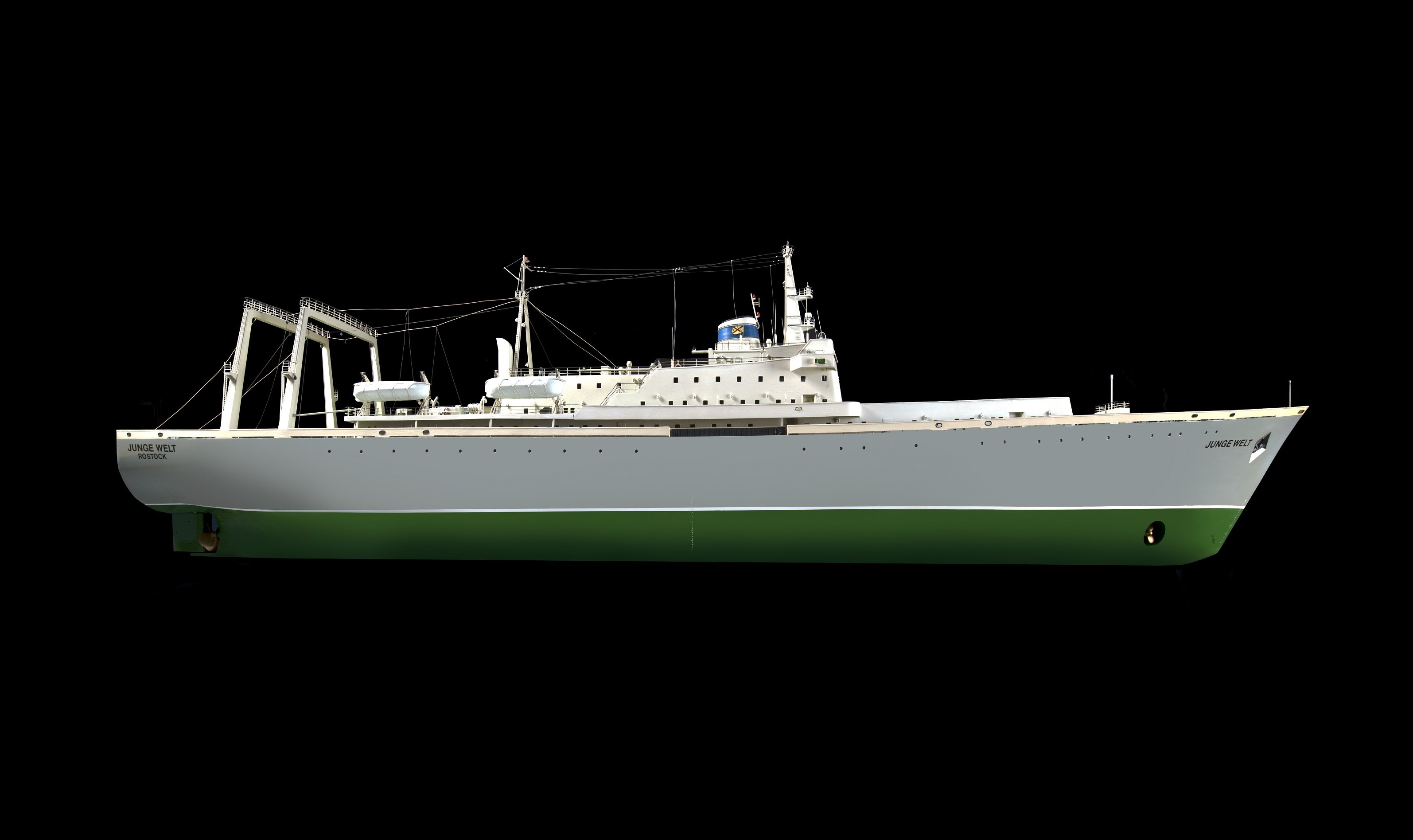 Transport- und Verarbeitungsschiff JUNGE WELT (Schiffbau- und Schiffahrtsmuseum Rostock RR-F)