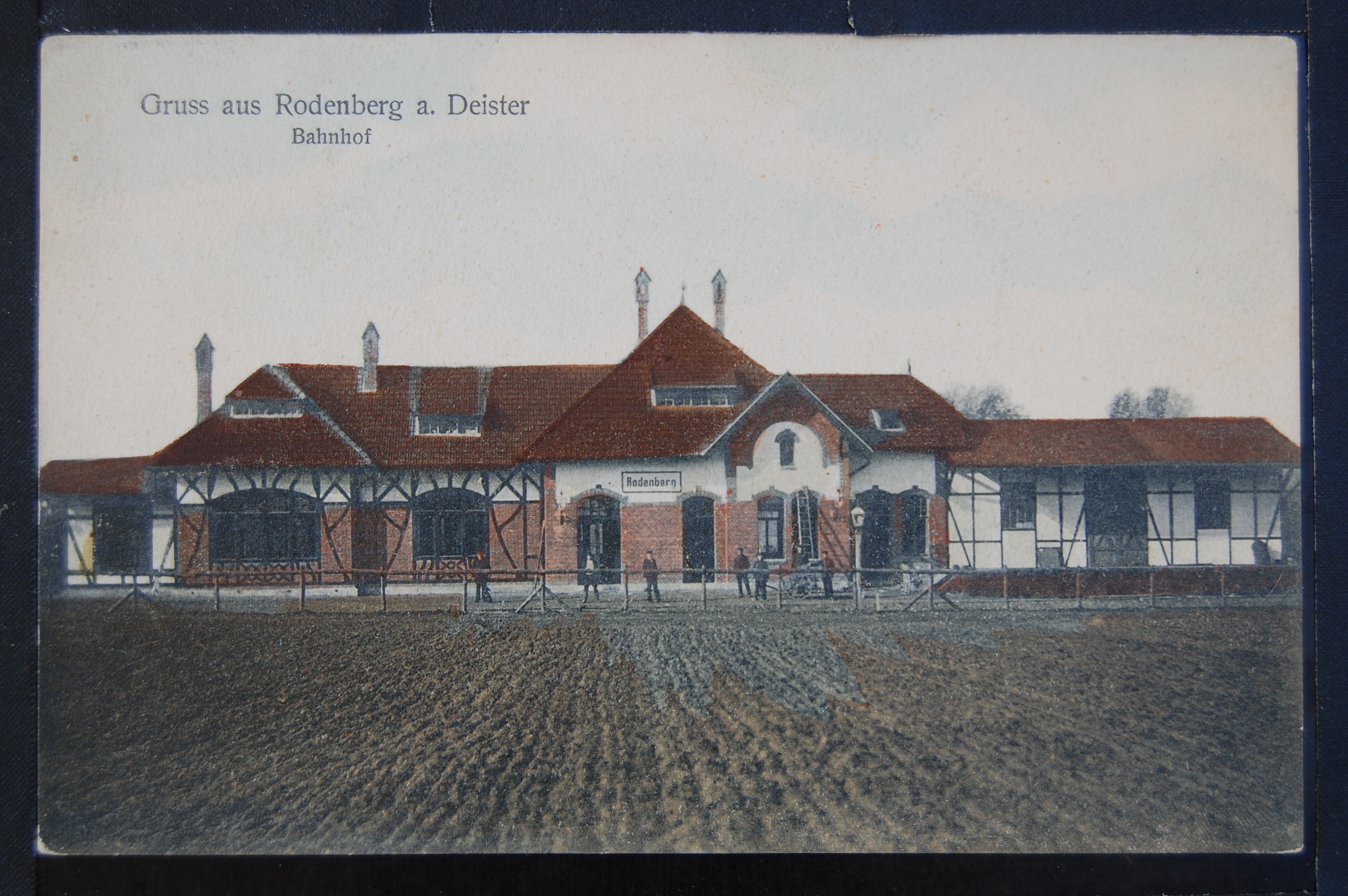 AK Rodenberg, Rodenberg Bahnhof, Koloriertes Foto, 1905 (Museumslandschaft Amt Rodenberg e.V. CC BY-NC-SA)