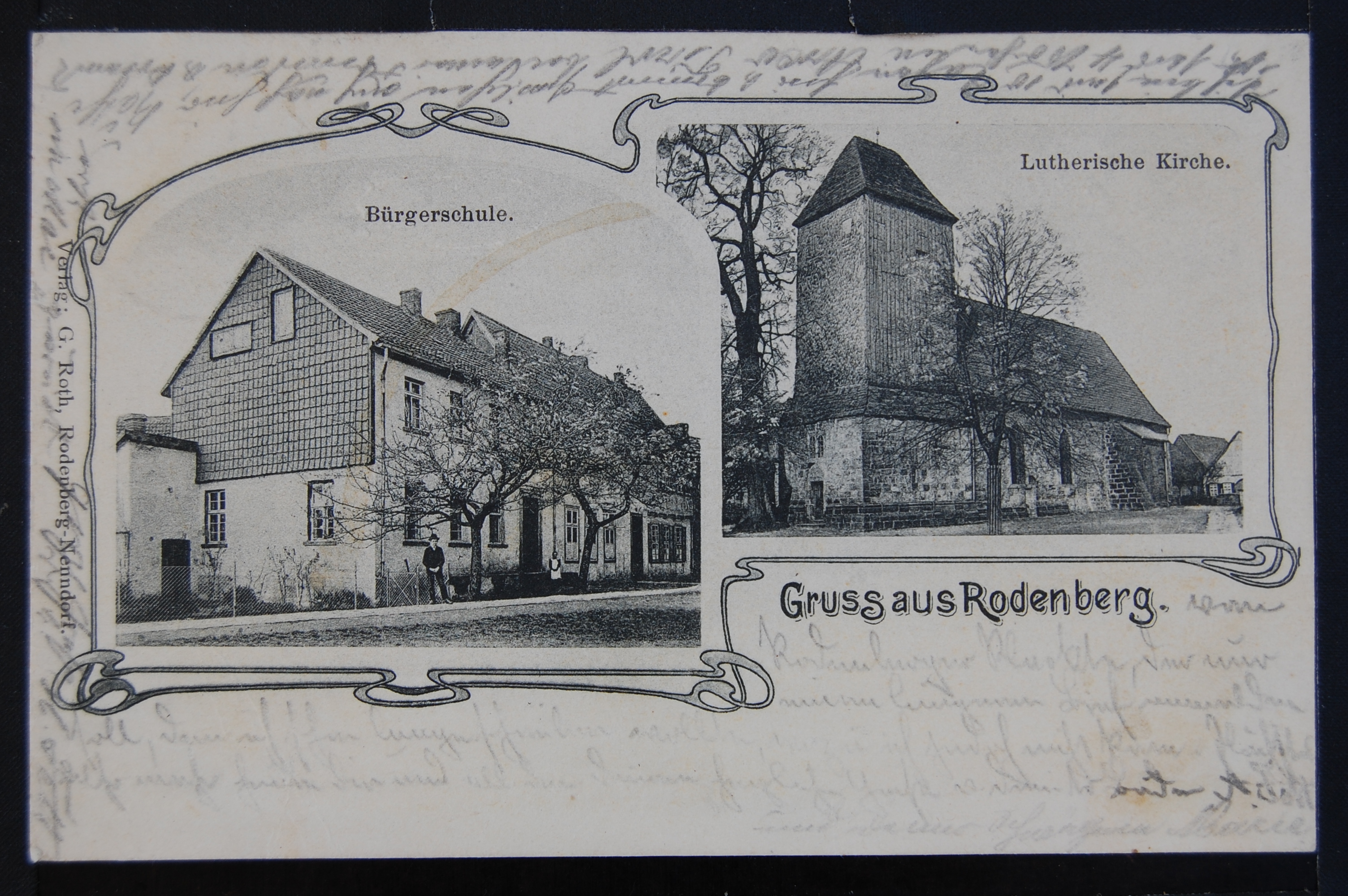 AK Rodenberg, Bürgerschule und Lutherische Kirche, Foto, 1902 (Museumslandschaft Amt Rodenberg e.V. CC BY-NC-SA)