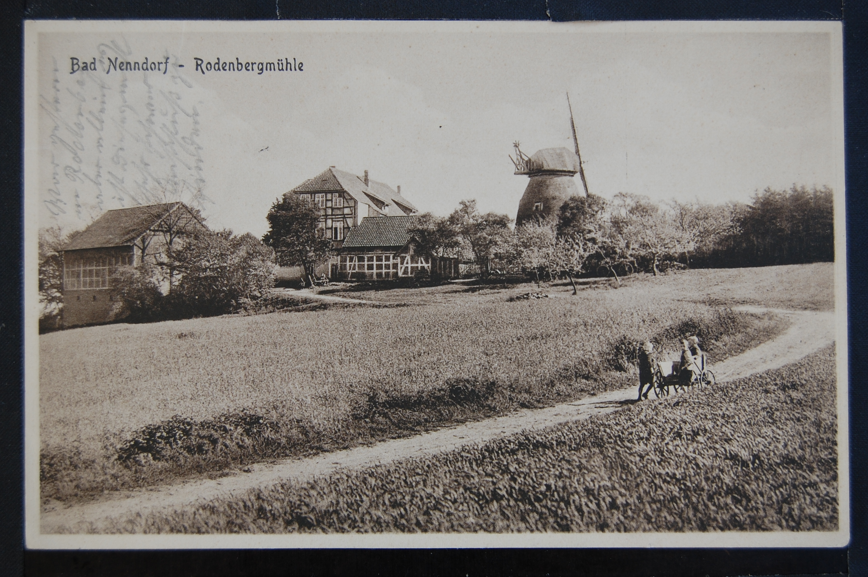 AK Rodenberg, Rodenberger Windmühle, Schwarz Weiß Foto, 1928 (Museumslandschaft Amt Rodenberg e.V. CC BY-NC-SA)
