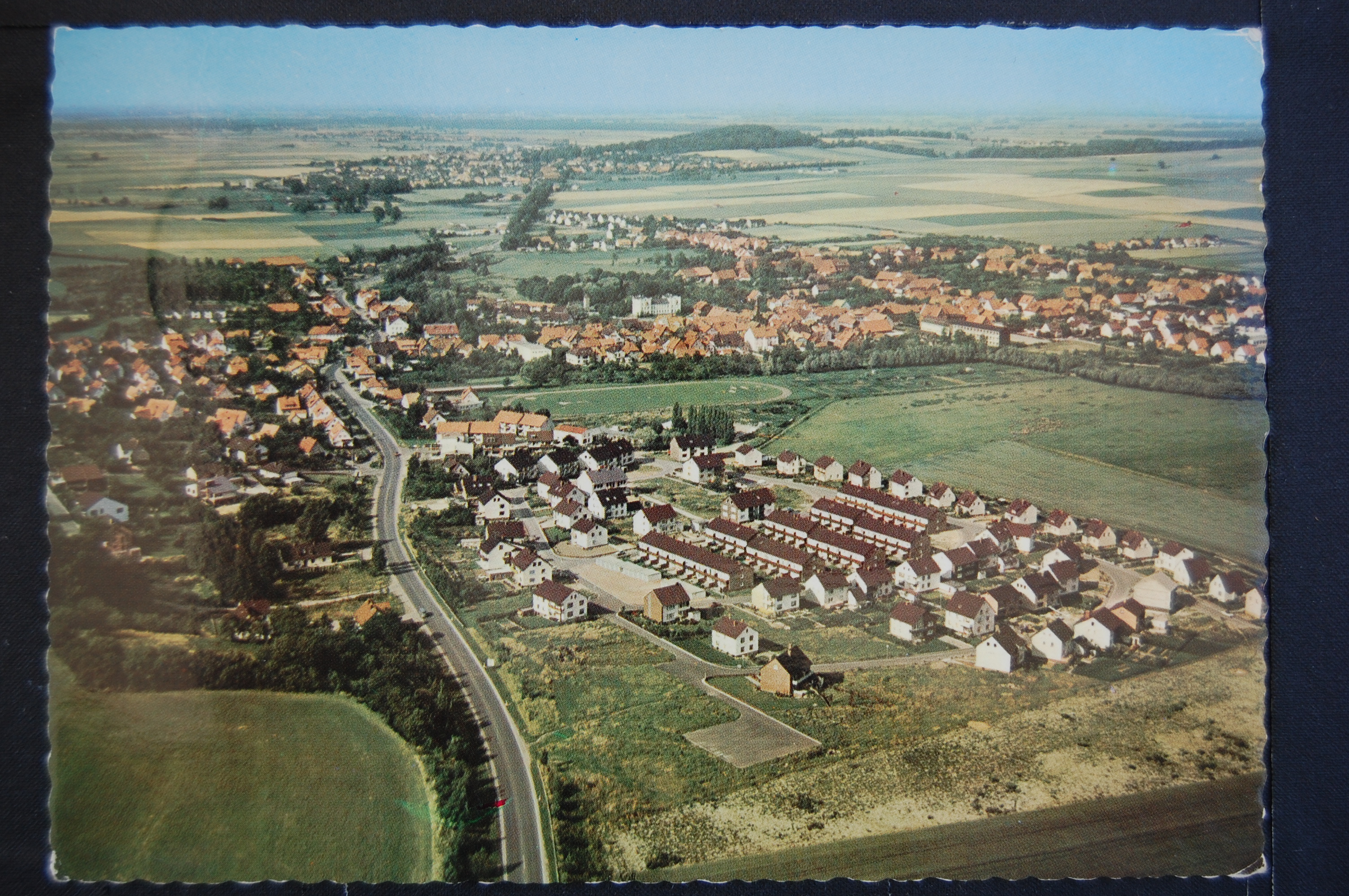 AK Rodenberg, Luftbild von Rodenberg 1972 (Museumslandschaft Amt Rodenberg e.V. CC BY-NC-SA)