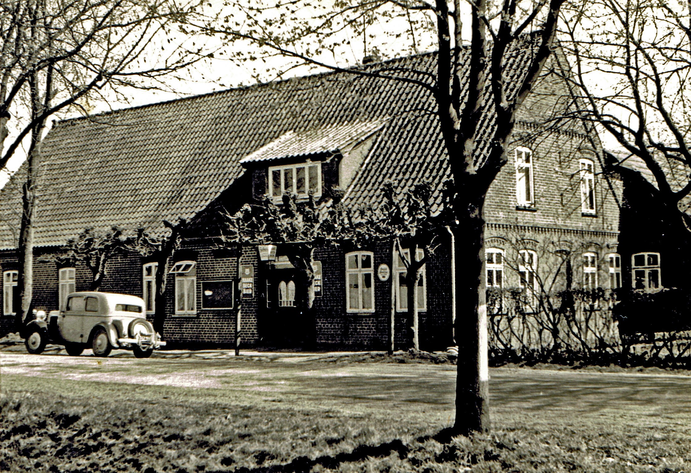Gasthaus Lübbering in der Samtgemeinde Siedenburg - Gem. Mellinghausen - OT Brake (Kreismuseum Syke CC BY-NC-SA)