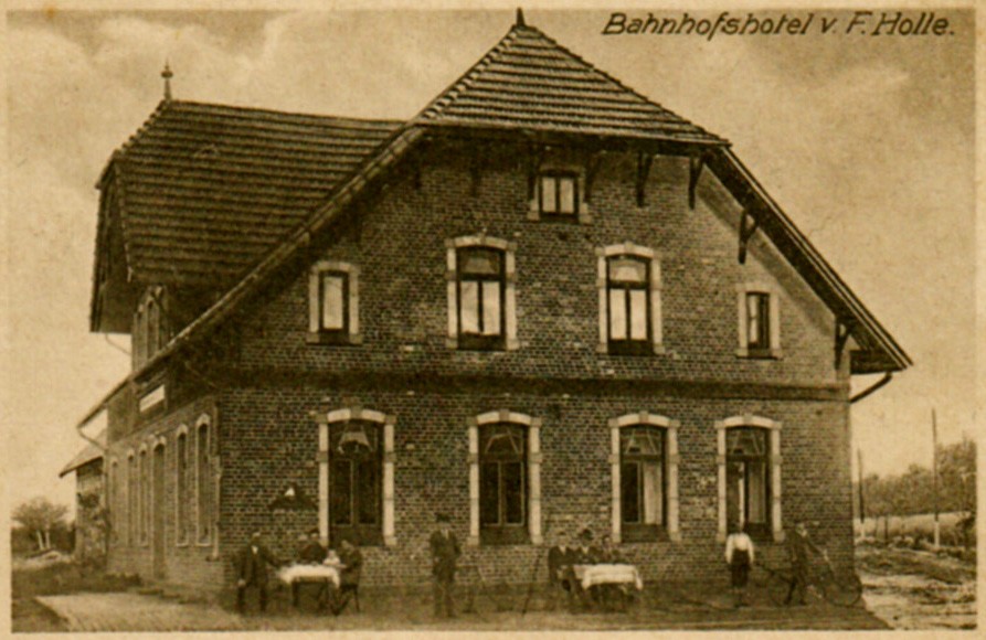 Gaststätte Holle/Bahnhofshotel in der Samtgemeinde Siedenburg - Gem. Staffhorst - OT Harbergen (Kreismuseum Syke CC BY-NC-SA)