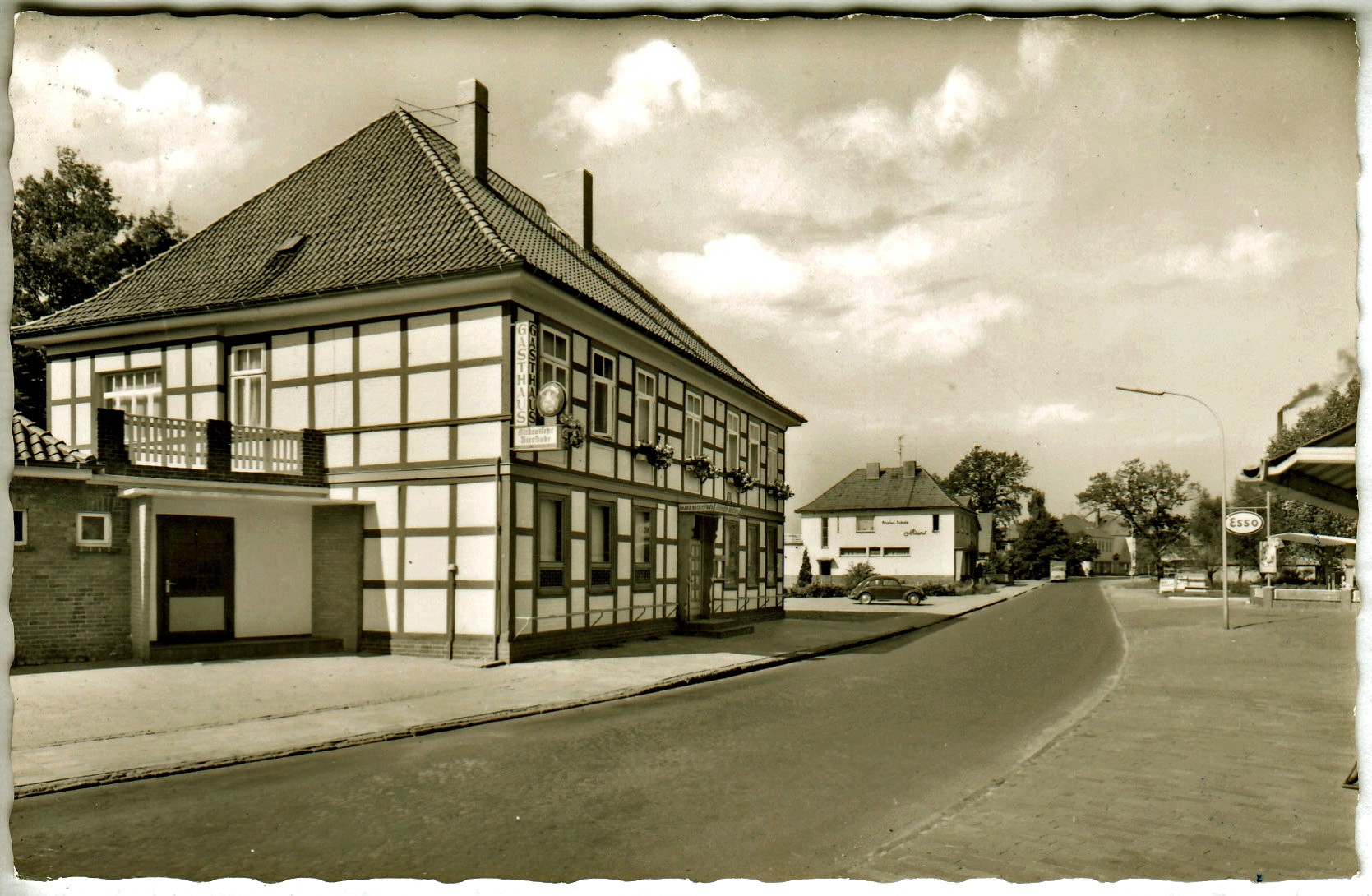 Gaststätte Wiedemann in der Gemeinde Wagenfeld - OT Wagenfeld-Haßlingen (Kreismuseum Syke CC BY-NC-SA)