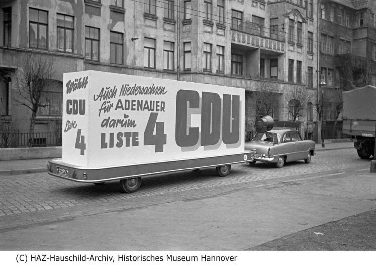 Wahlwerbung der CDU in der Seidelstraße (HAZ-Hauschild-Archiv, Historisches Museum Hannover CC BY-NC-SA)
