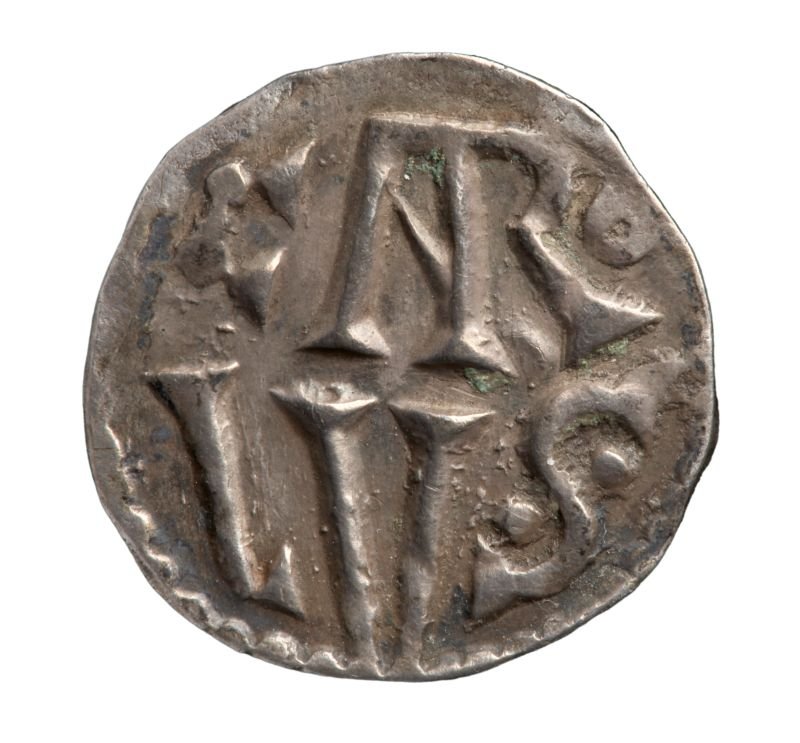 Denar des 8. Jahrhunderts n. Chr. (Museum August Kestner CC BY-NC-SA)