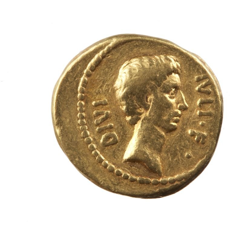 Aureus des Ti. Sempronius Graccus für Octavian (Museum August Kestner CC BY-NC-SA)
